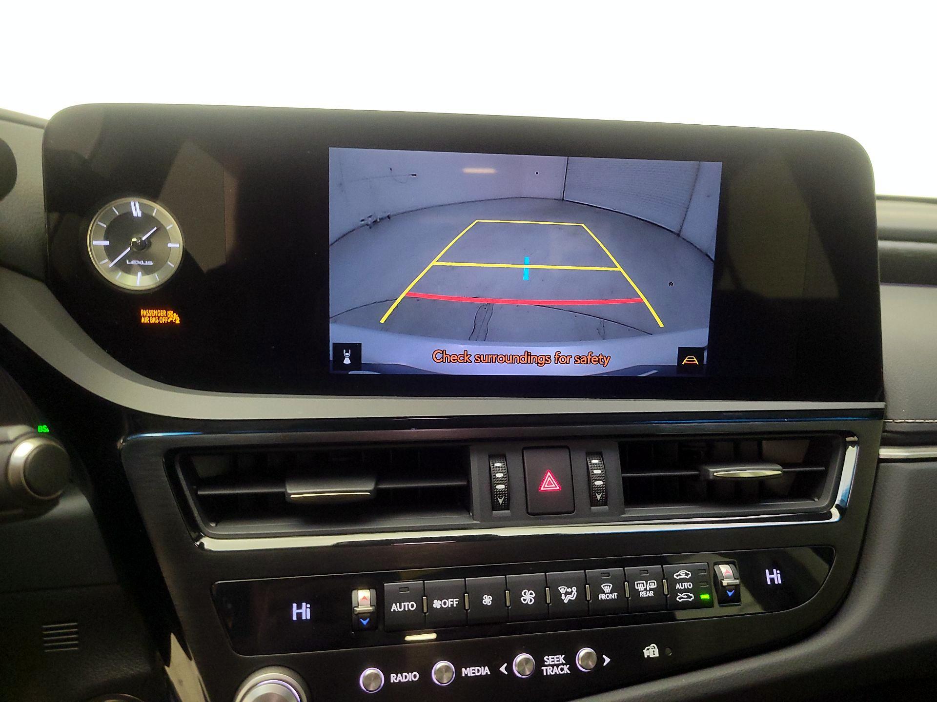 Thumbnail: 2024 Lexus ES - 14