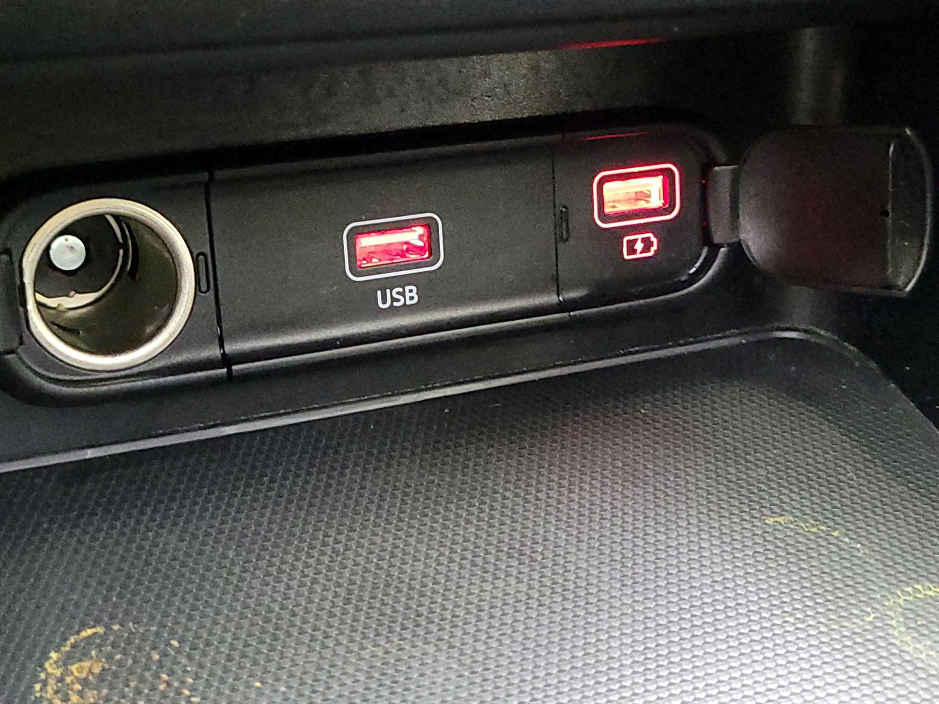 Thumbnail: 2022 Kia Forte - 17