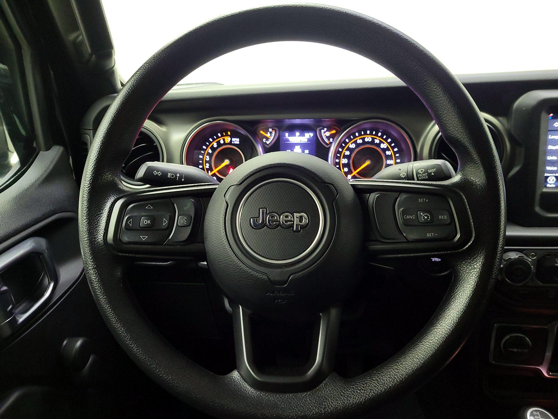 Thumbnail: 2022 Jeep Gladiator - 10