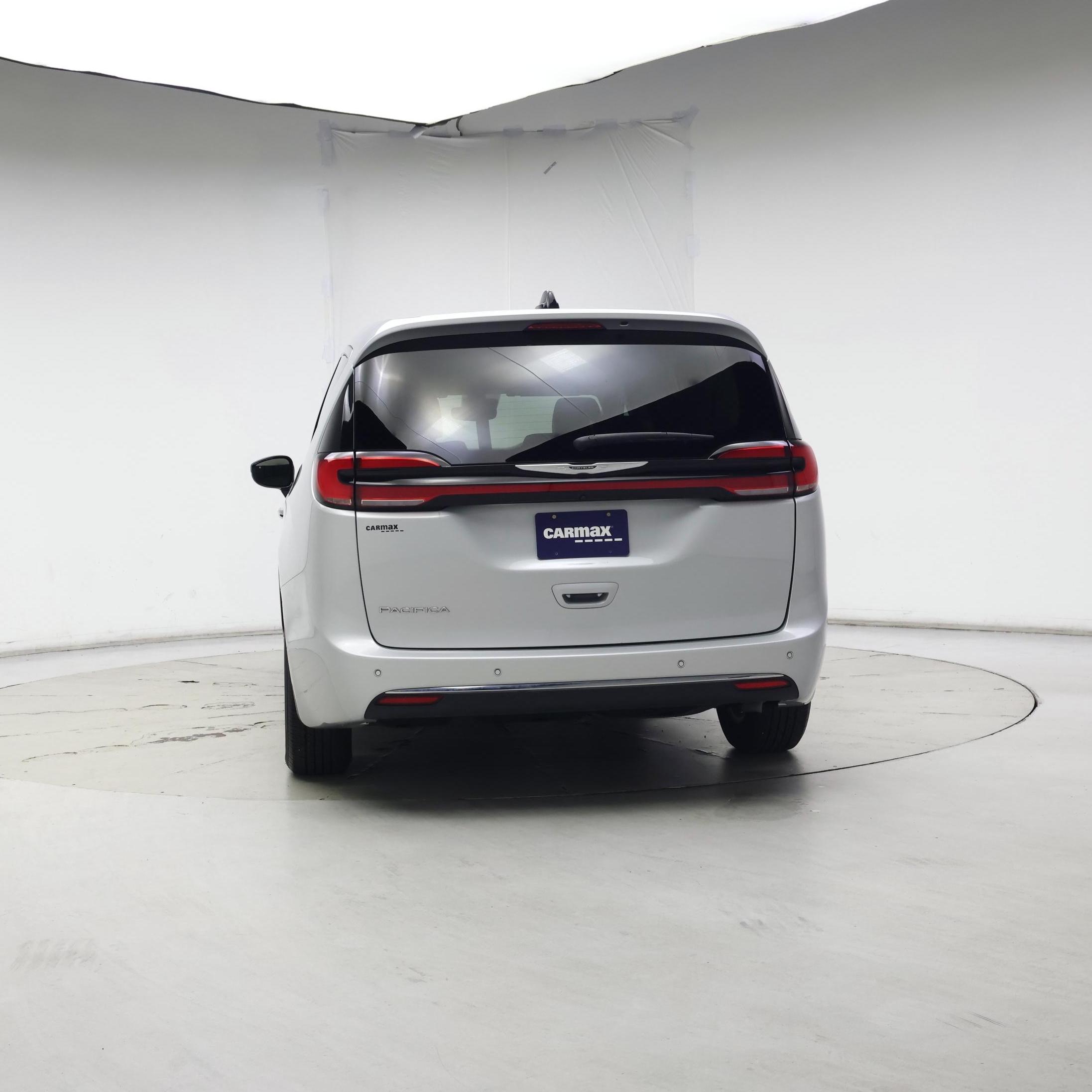 Thumbnail: 2024 Chrysler Pacifica - 6