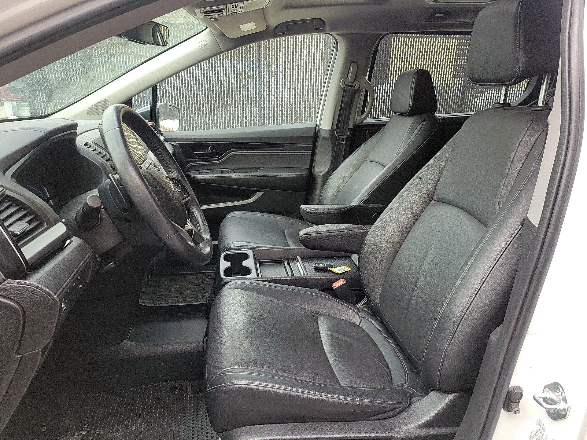 Thumbnail: 2023 Honda Odyssey - 9