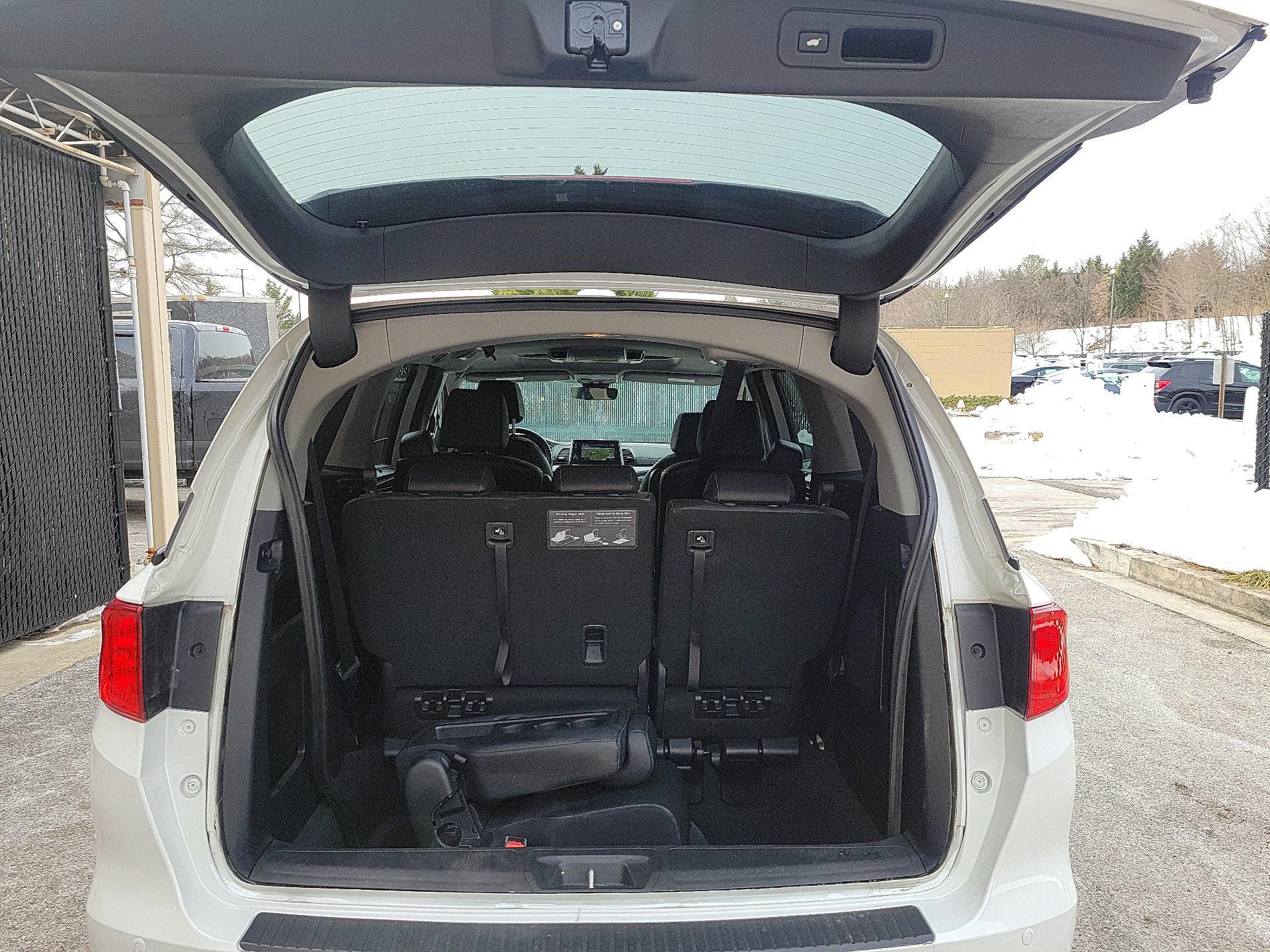 Thumbnail: 2023 Honda Odyssey - 20