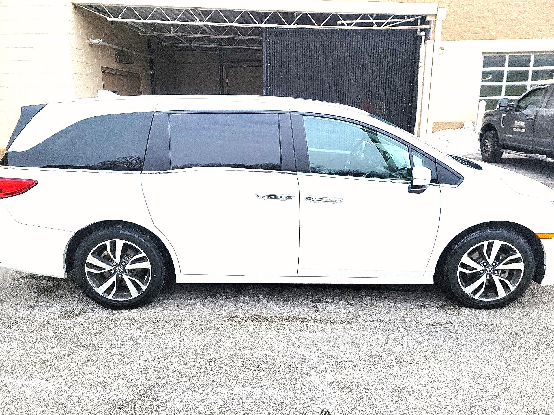 Thumbnail: 2023 Honda Odyssey - 4