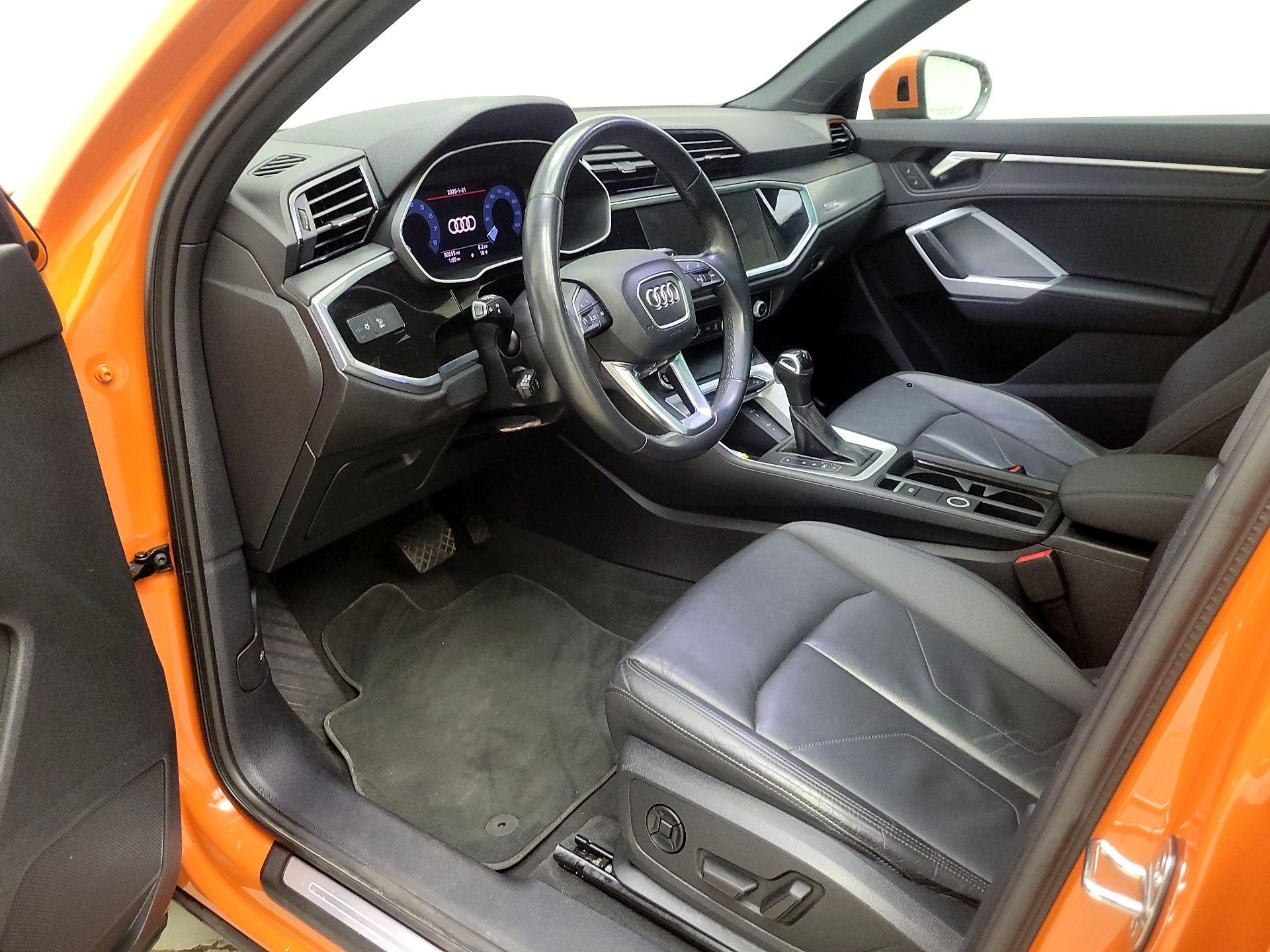 Thumbnail: 2023 Audi Q3 - 11