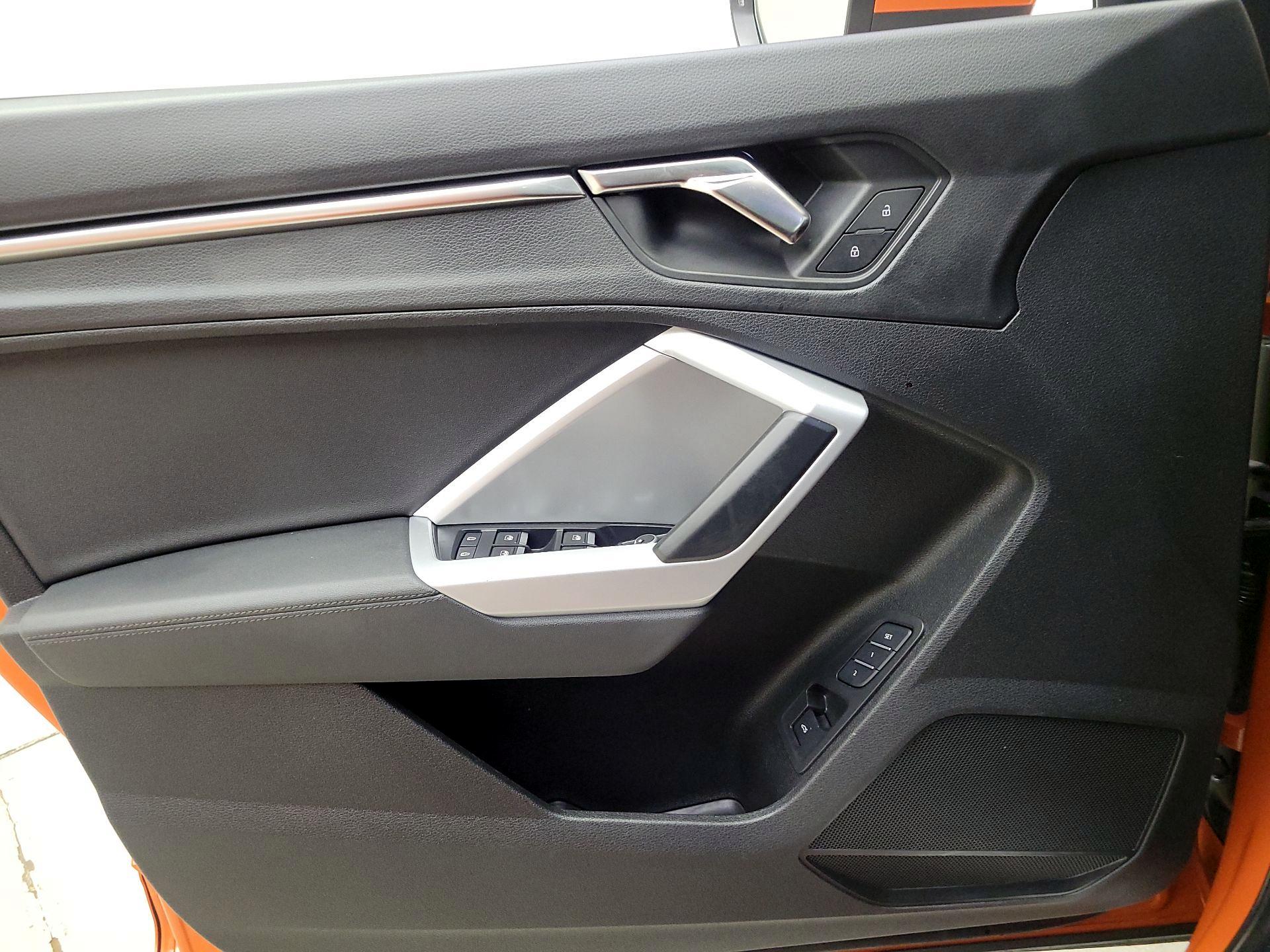 Thumbnail: 2023 Audi Q3 - 12