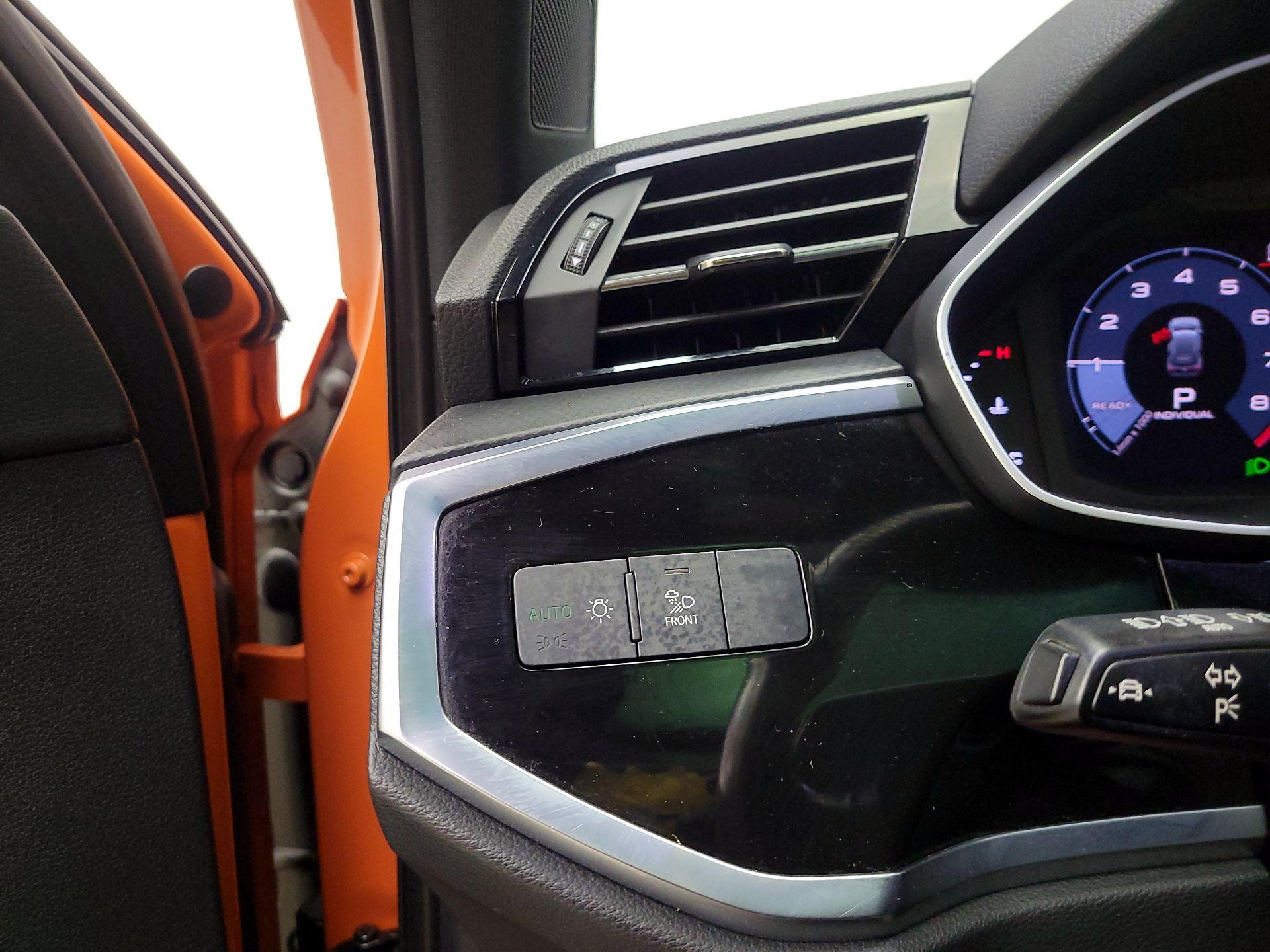 Thumbnail: 2023 Audi Q3 - 13