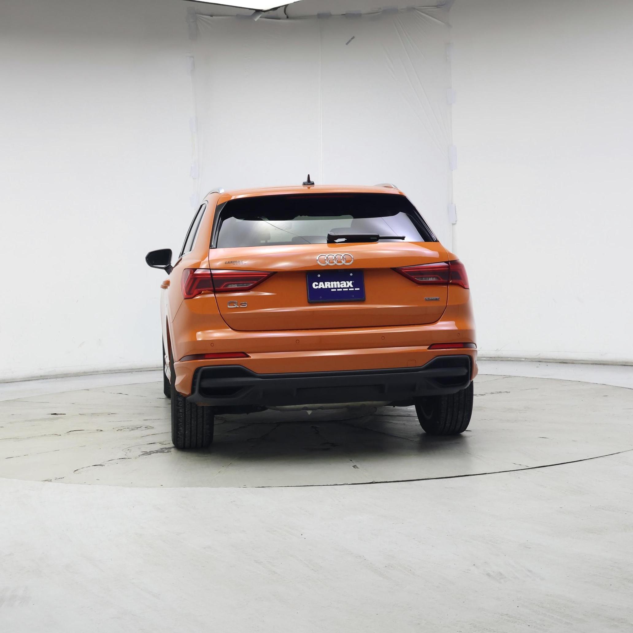 Thumbnail: 2023 Audi Q3 - 6