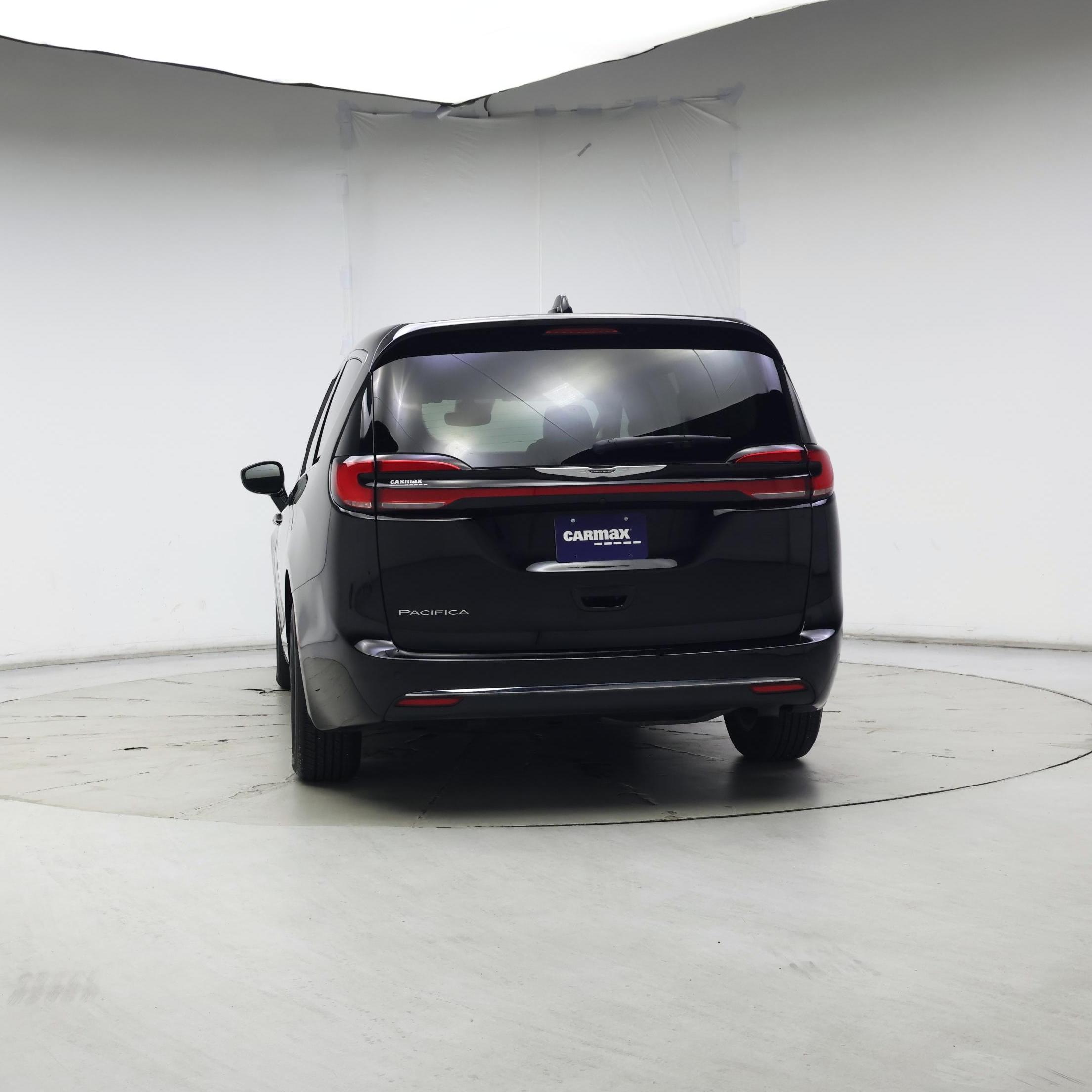 Thumbnail: 2024 Chrysler Pacifica - 6