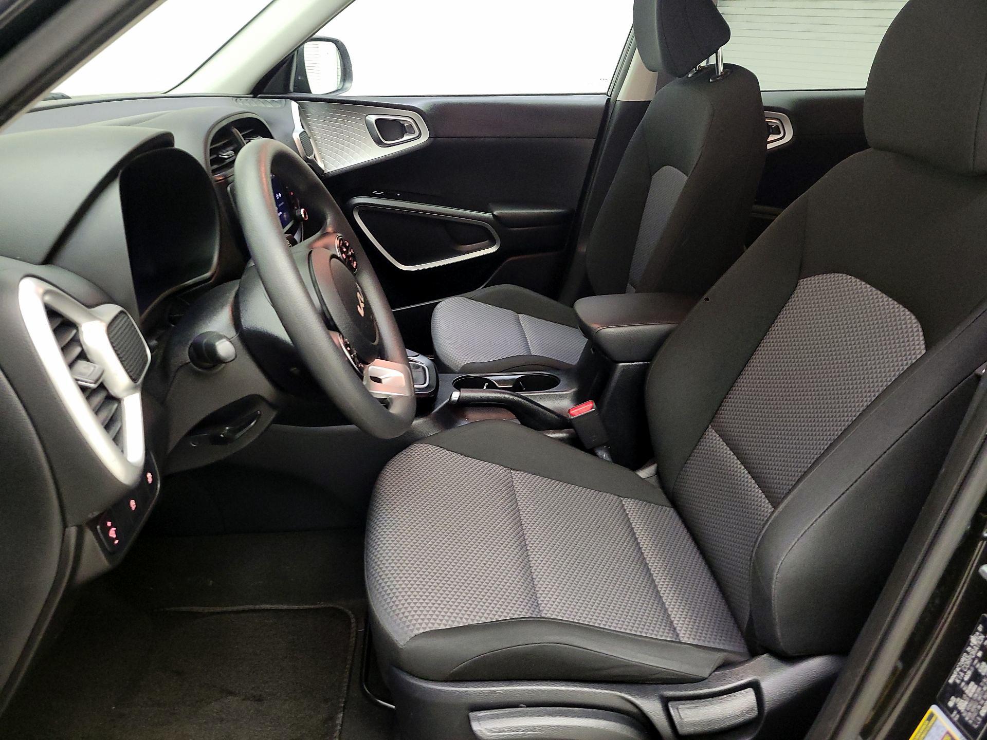 Thumbnail: 2022 Kia Soul - 11