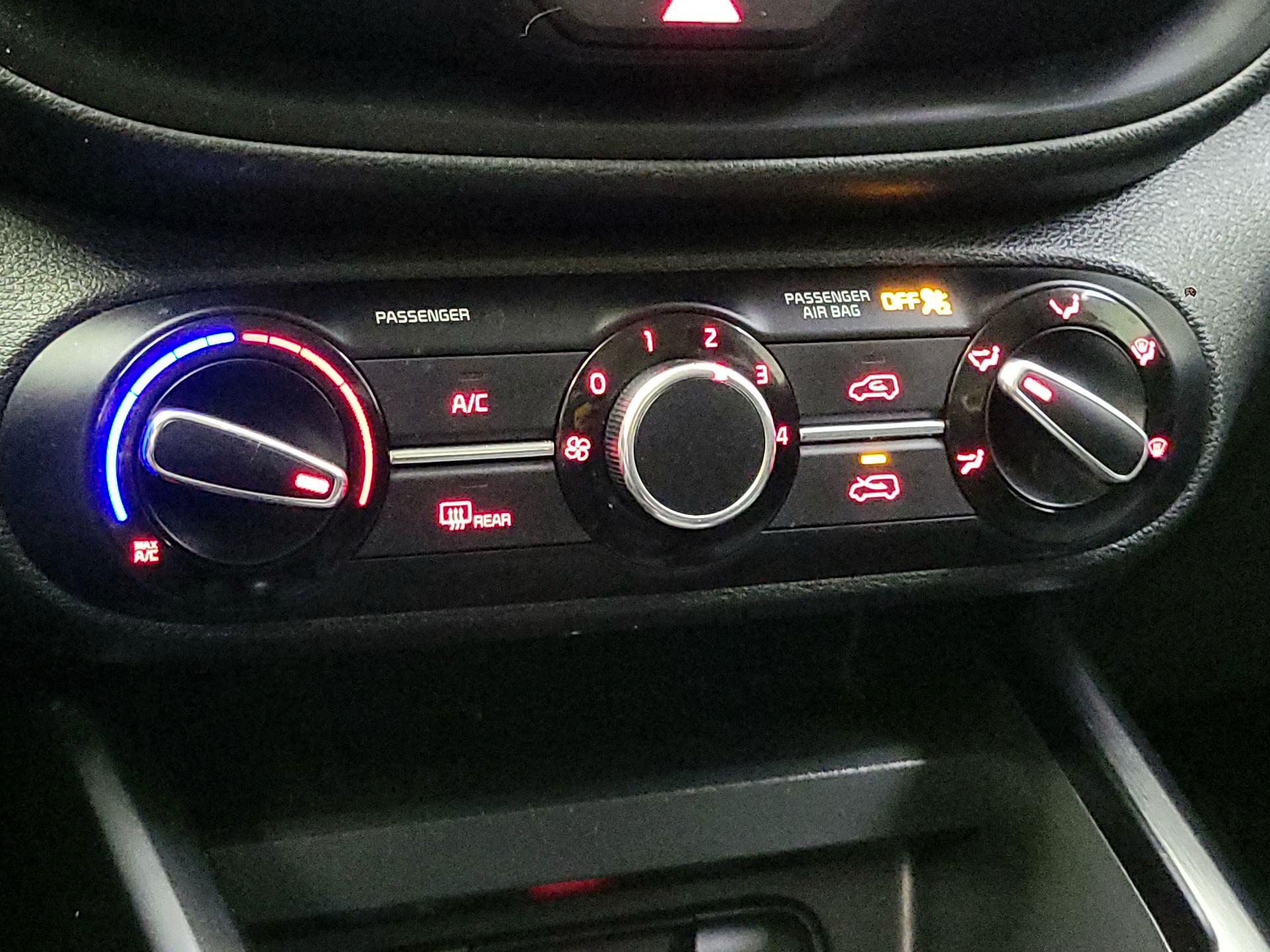 Thumbnail: 2022 Kia Soul - 16