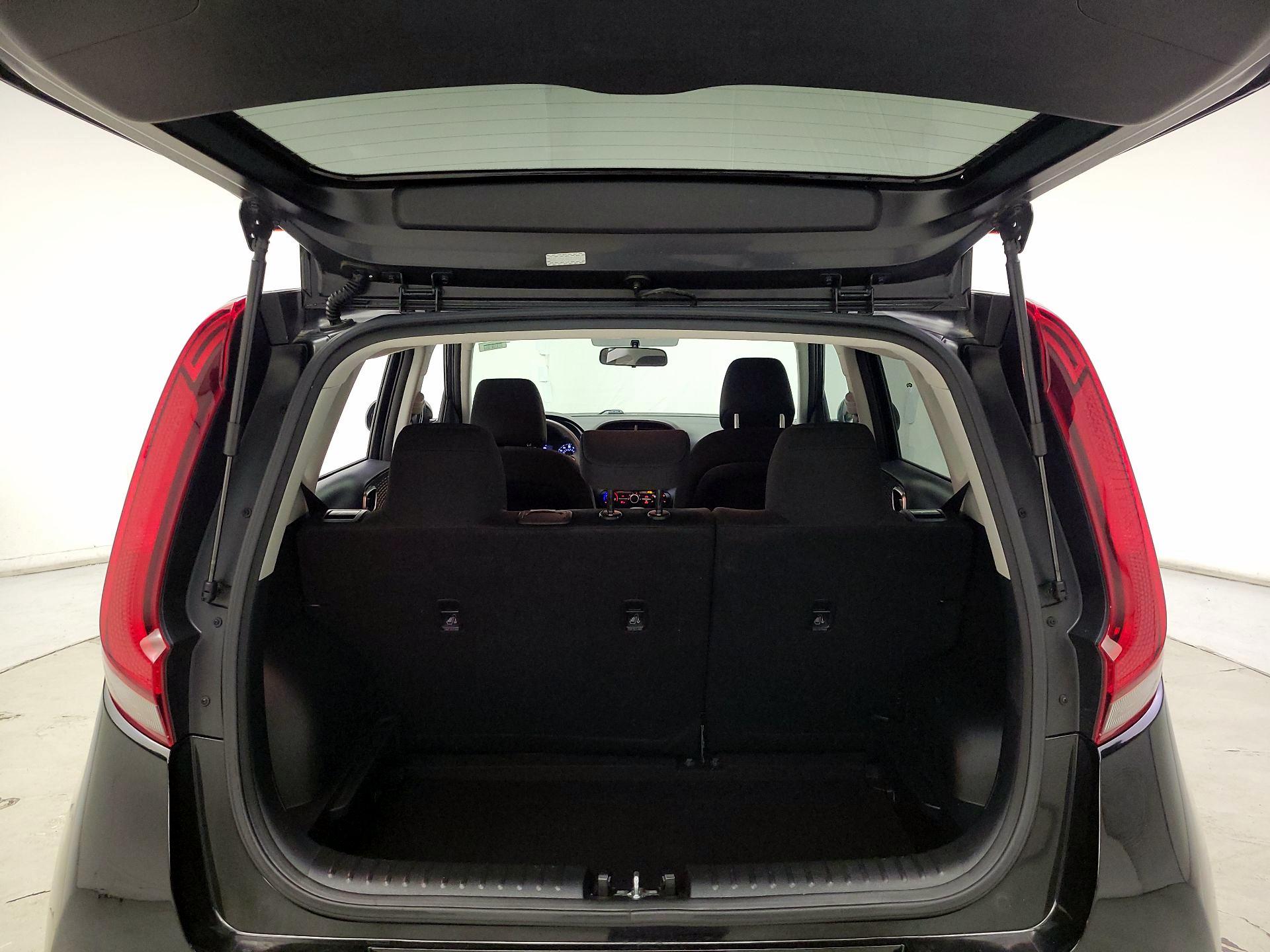 Thumbnail: 2022 Kia Soul - 20