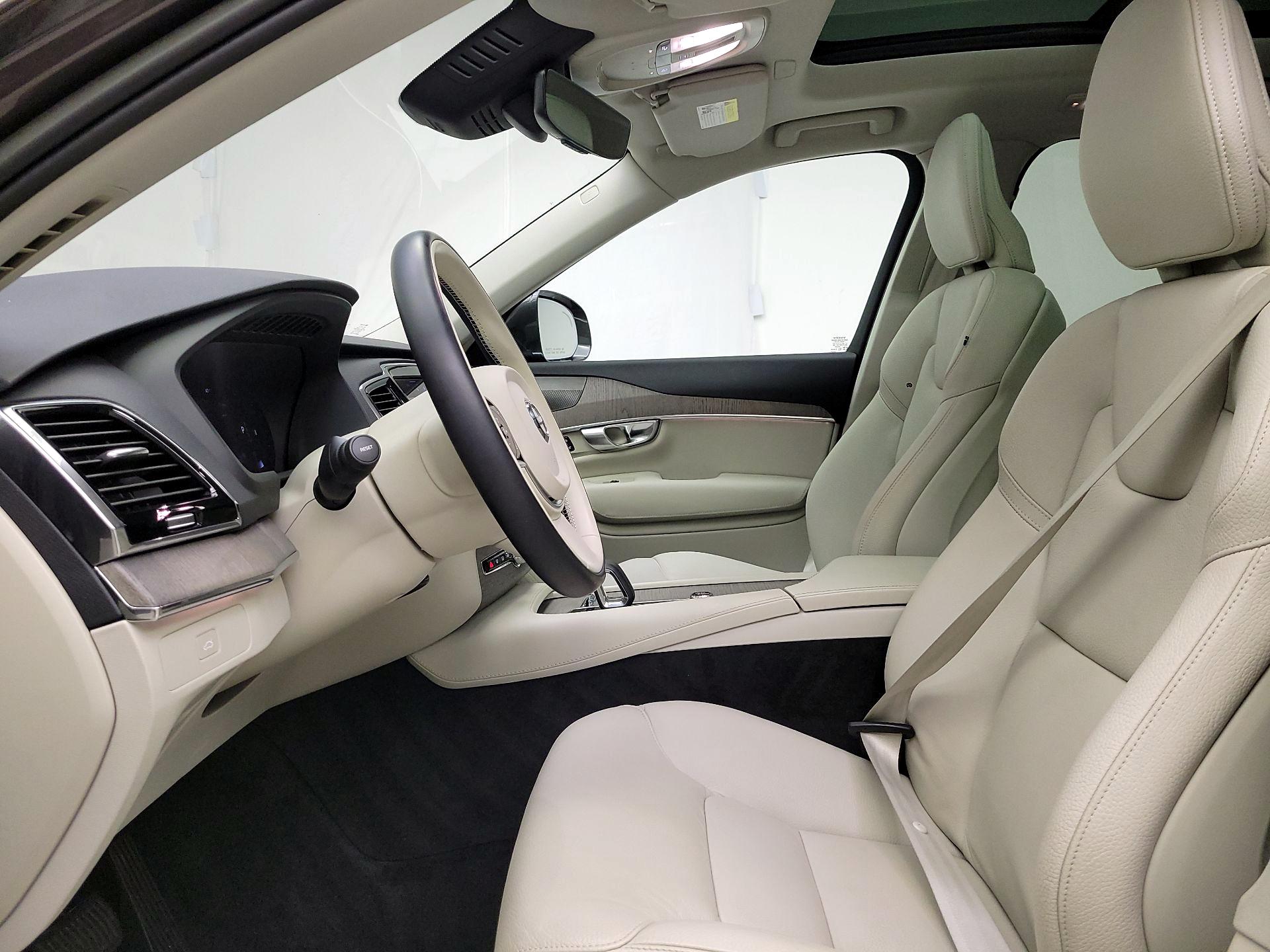 Thumbnail: 2023 Volvo XC90 - 11