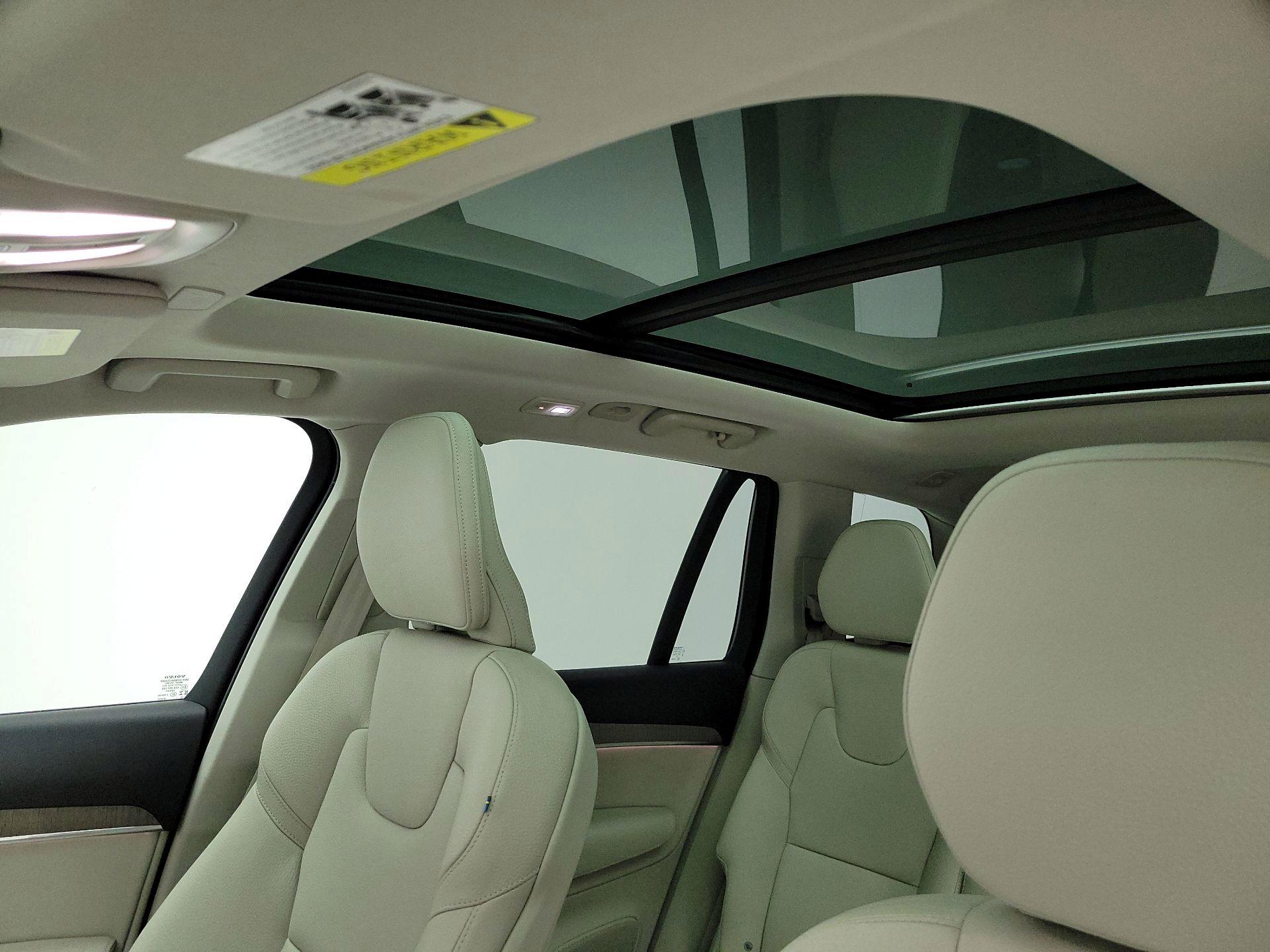 Thumbnail: 2023 Volvo XC90 - 20