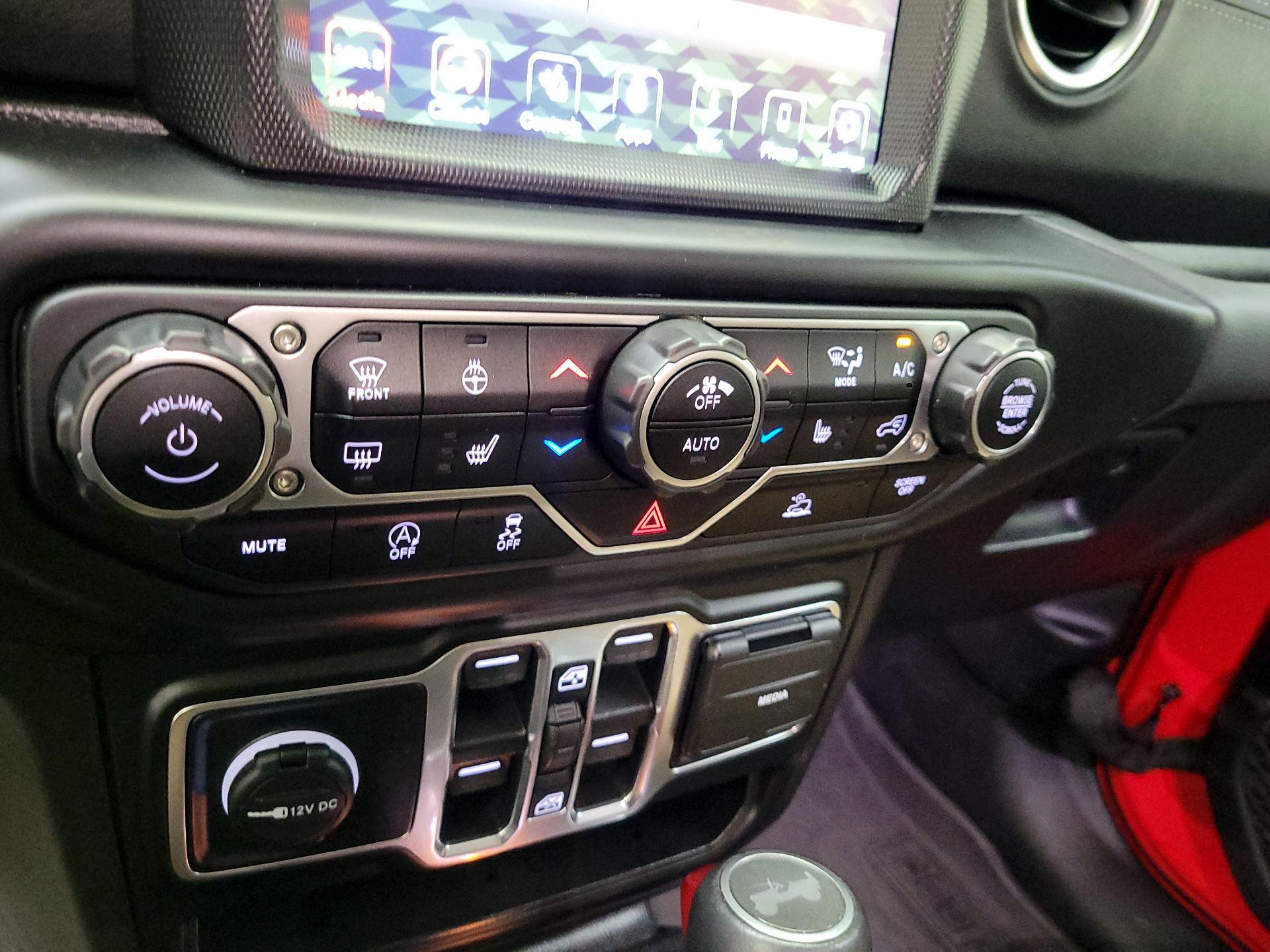 Thumbnail: 2023 Jeep Wrangler - 16