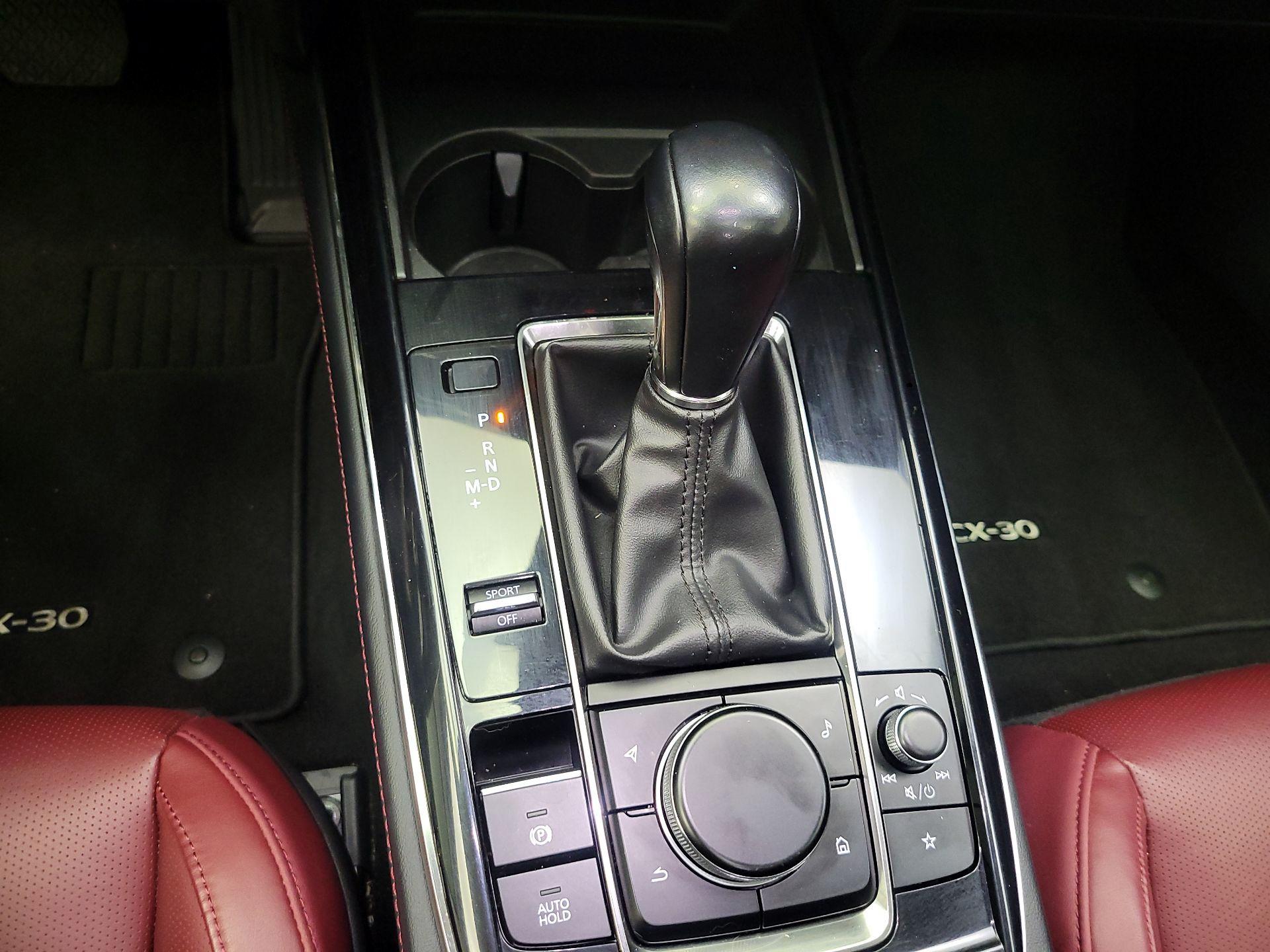 Thumbnail: 2022 Mazda CX-30 - 15