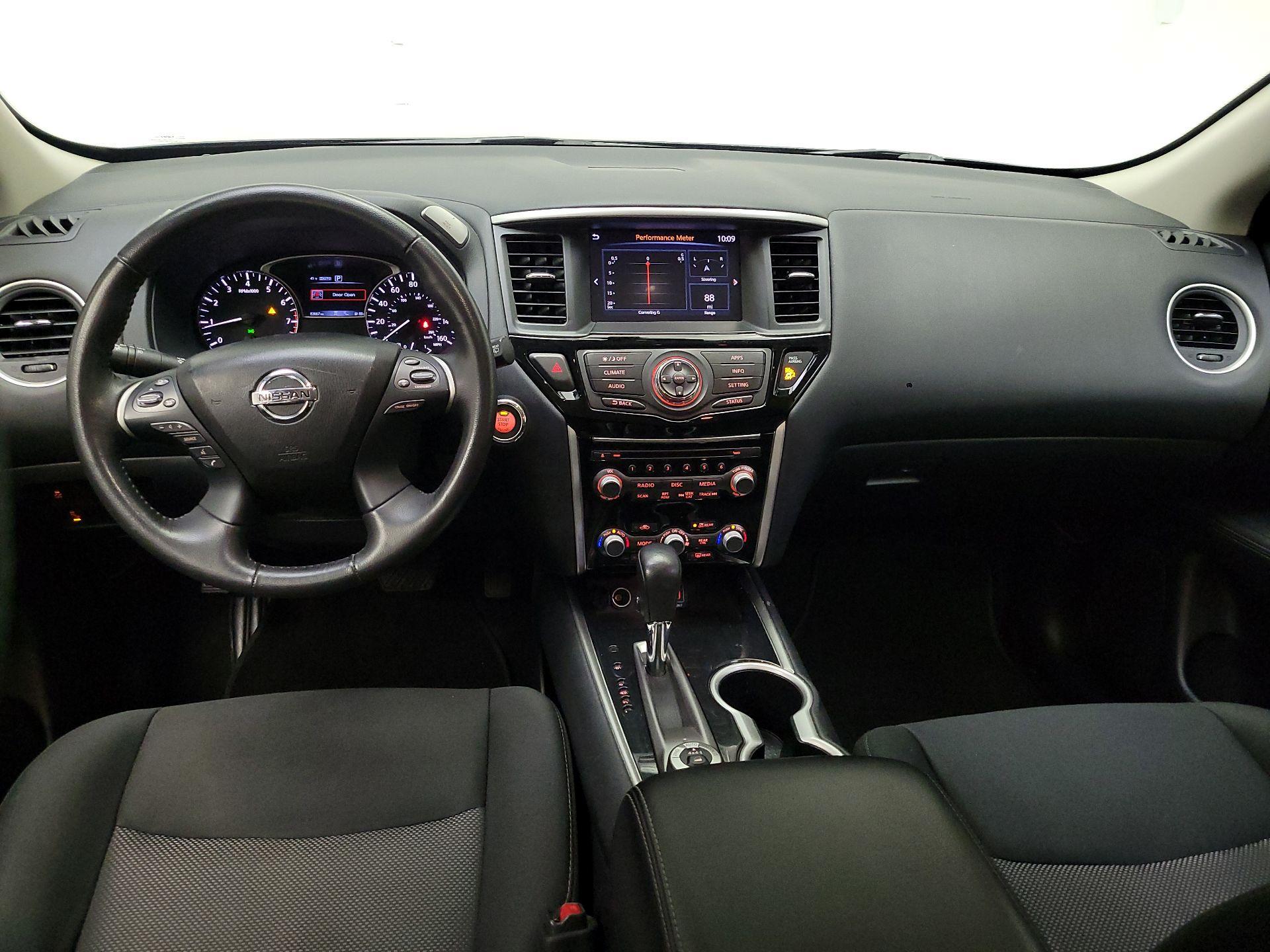 Thumbnail: 2020 Nissan Pathfinder - 9