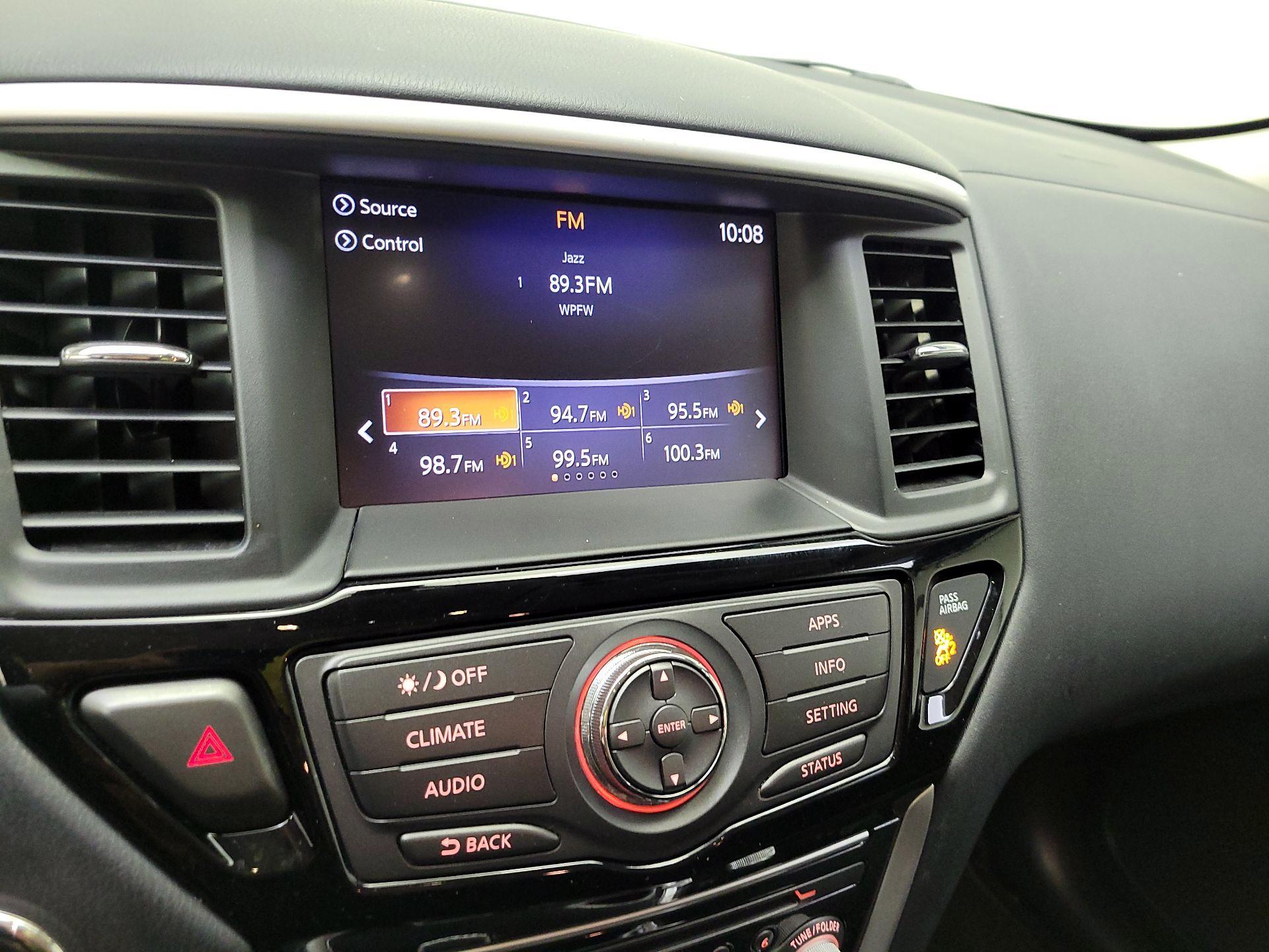 Thumbnail: 2020 Nissan Pathfinder - 15