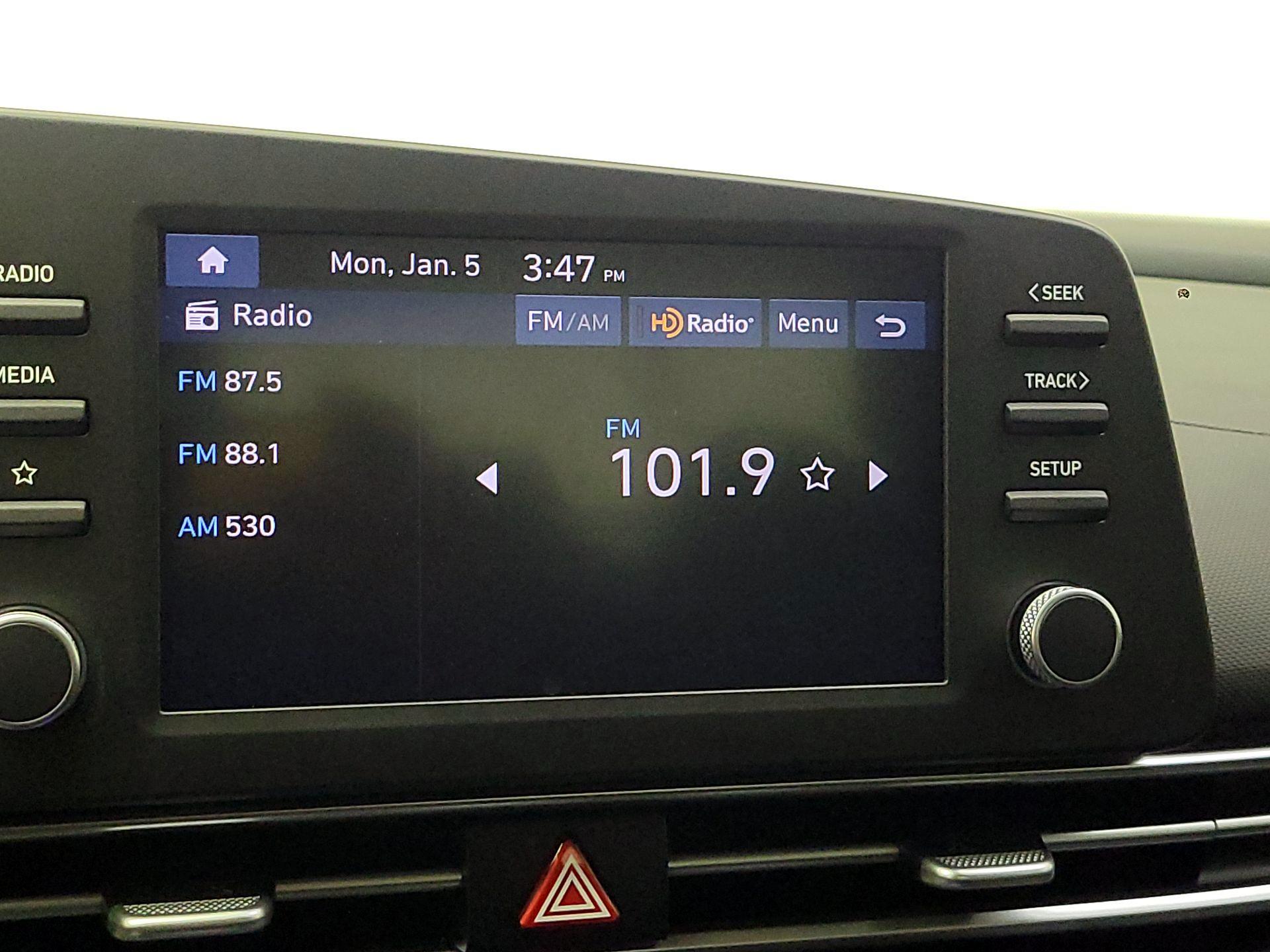 Thumbnail: 2024 Hyundai Elantra - 15