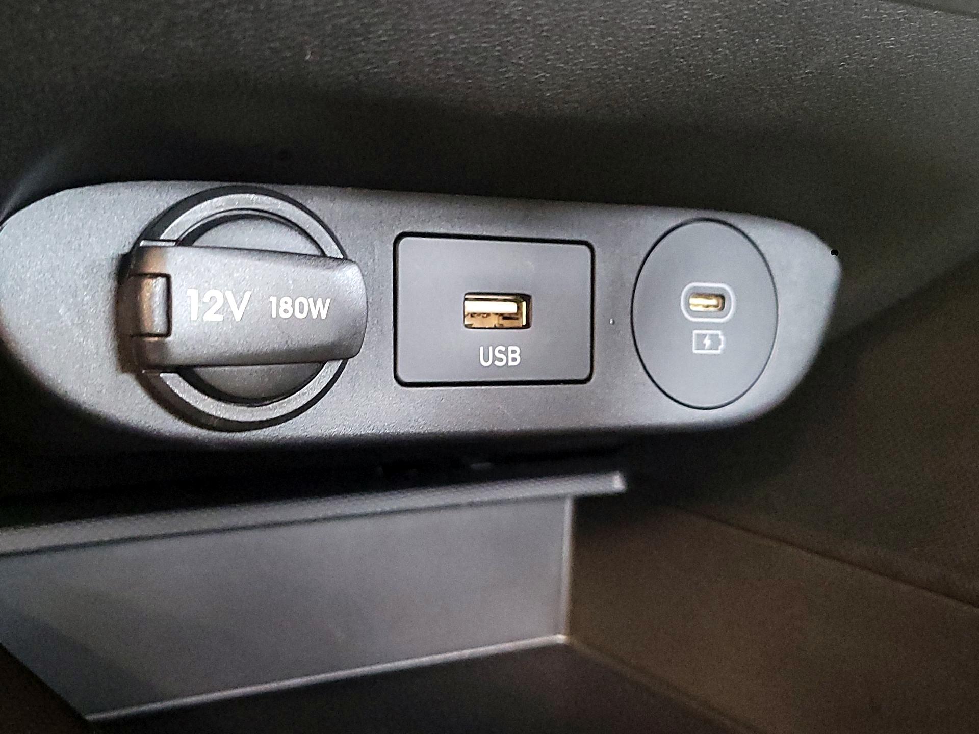 Thumbnail: 2024 Hyundai Elantra - 18