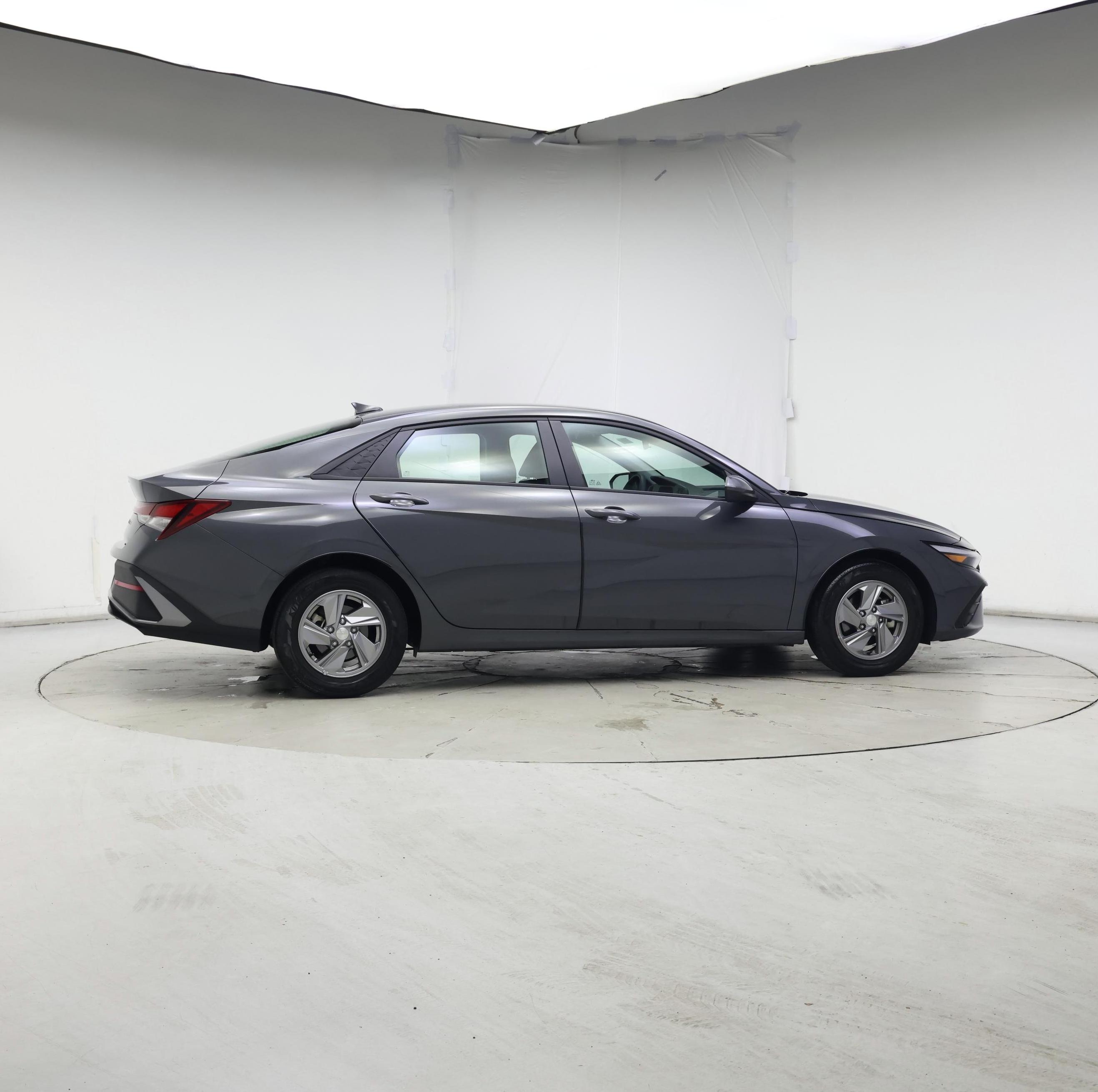 Thumbnail: 2024 Hyundai Elantra - 7