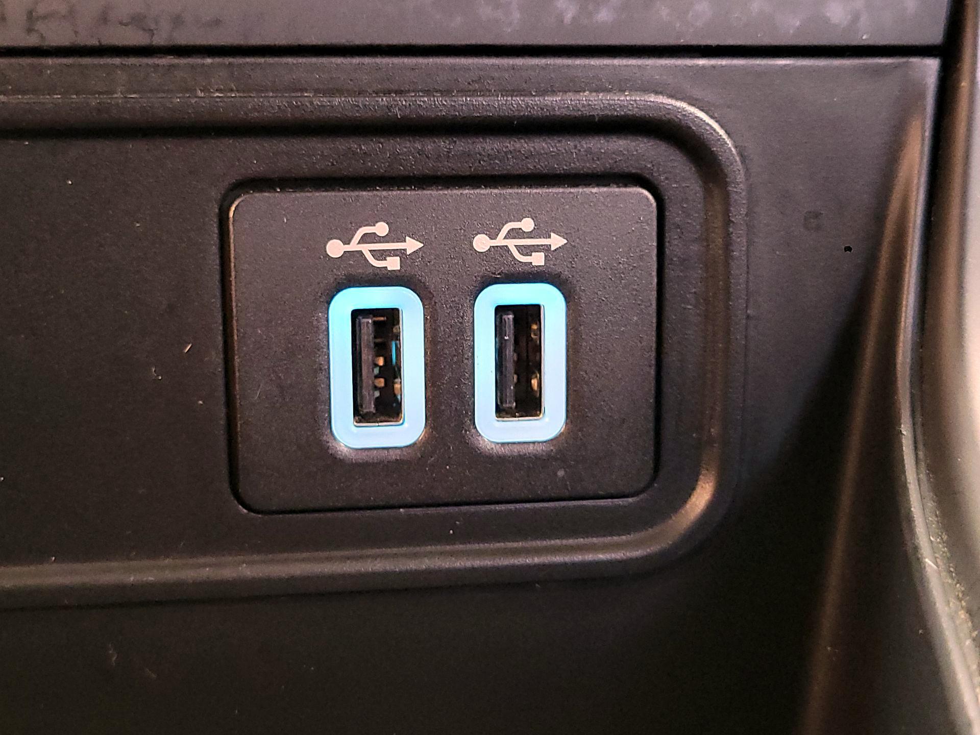 Thumbnail: 2022 Ford EcoSport - 18