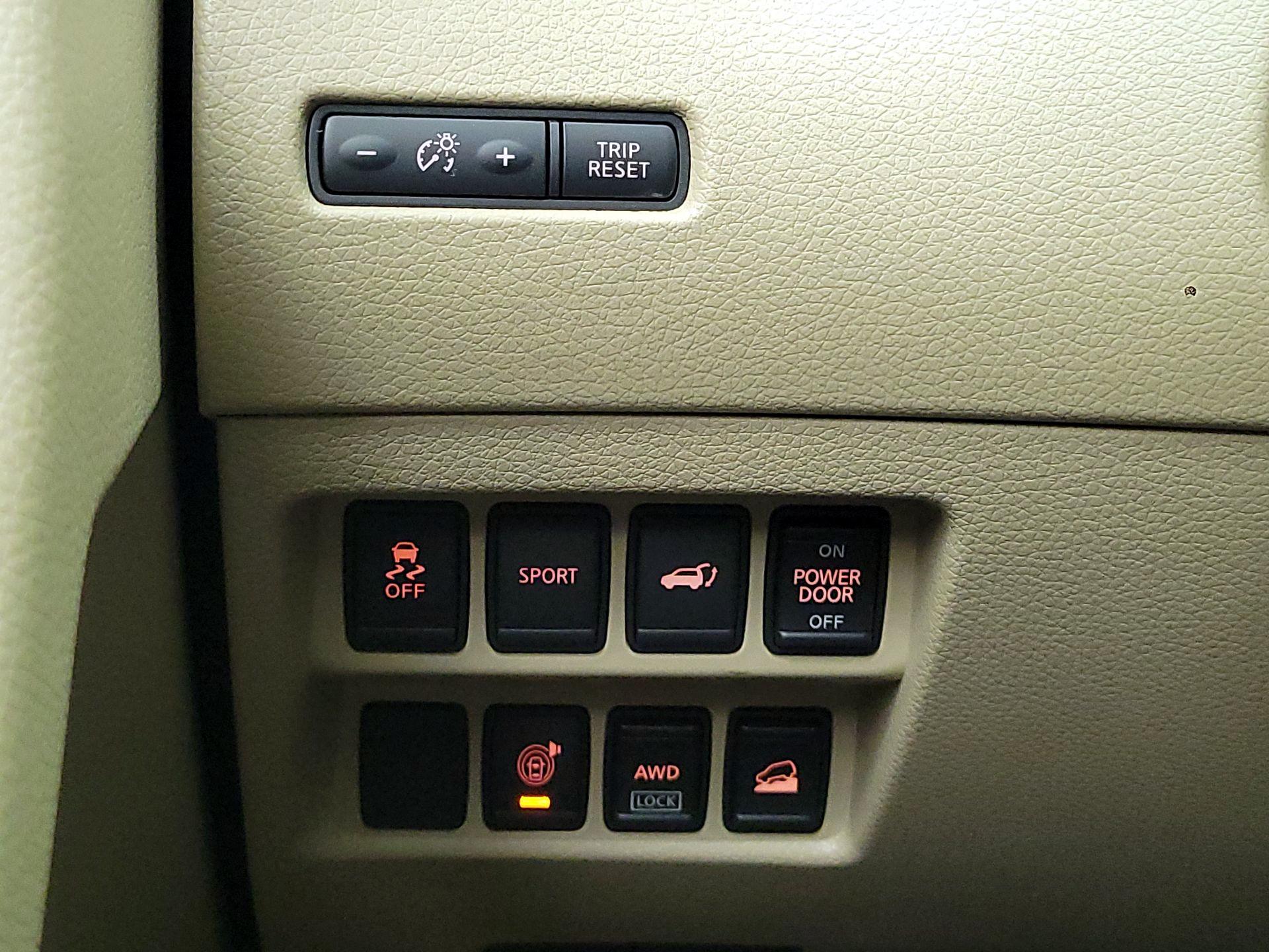 Thumbnail: 2014 Nissan Rogue - 13