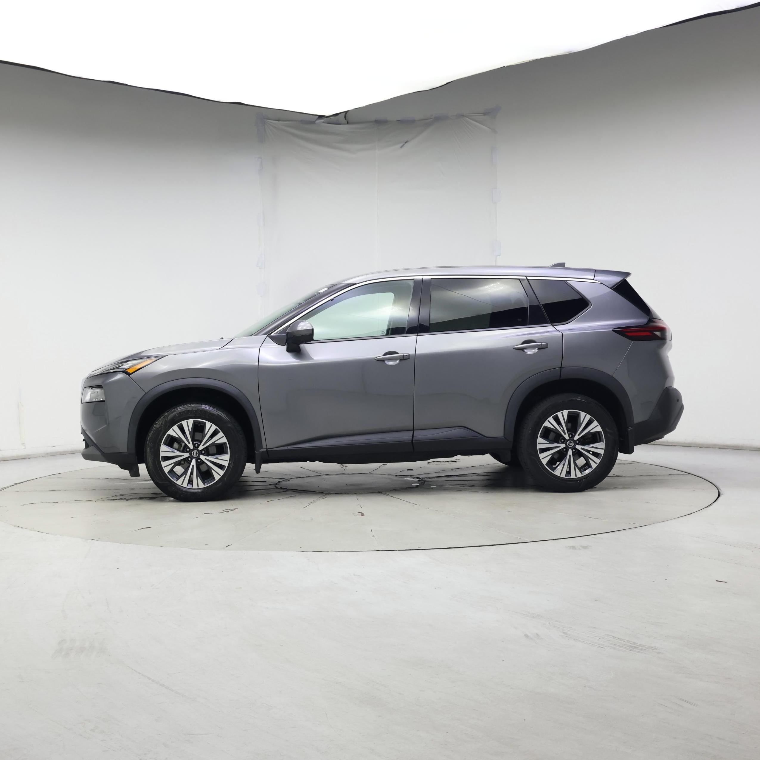 Thumbnail: 2021 Nissan Rogue - 3