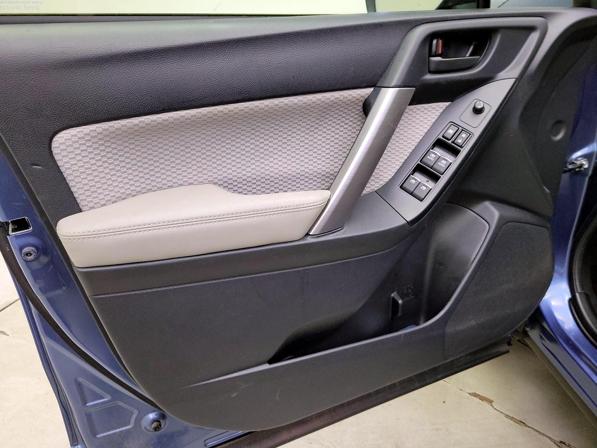 Thumbnail: 2018 Subaru Forester - 12