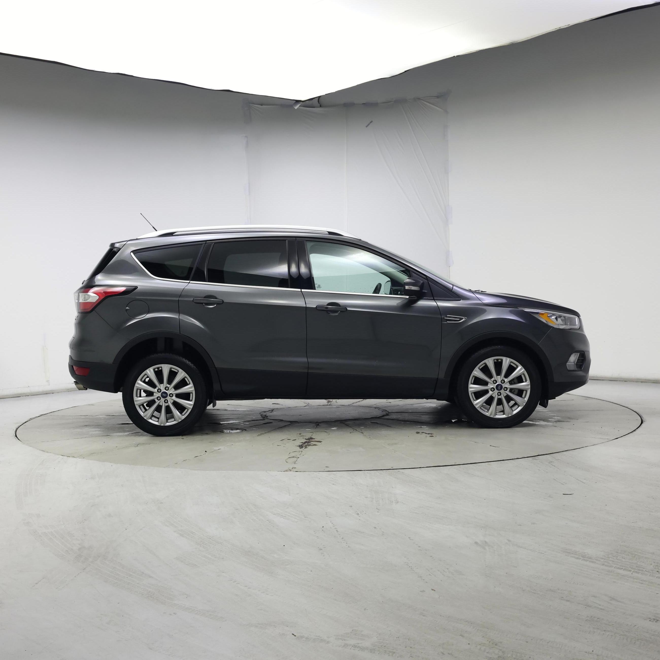 Thumbnail: 2017 Ford Escape - 7