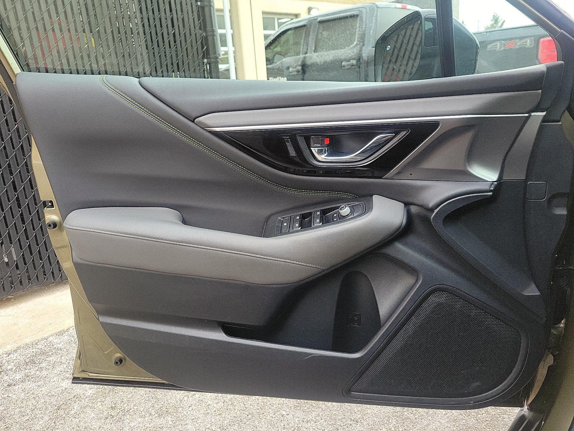 Thumbnail: 2022 Subaru Outback - 10