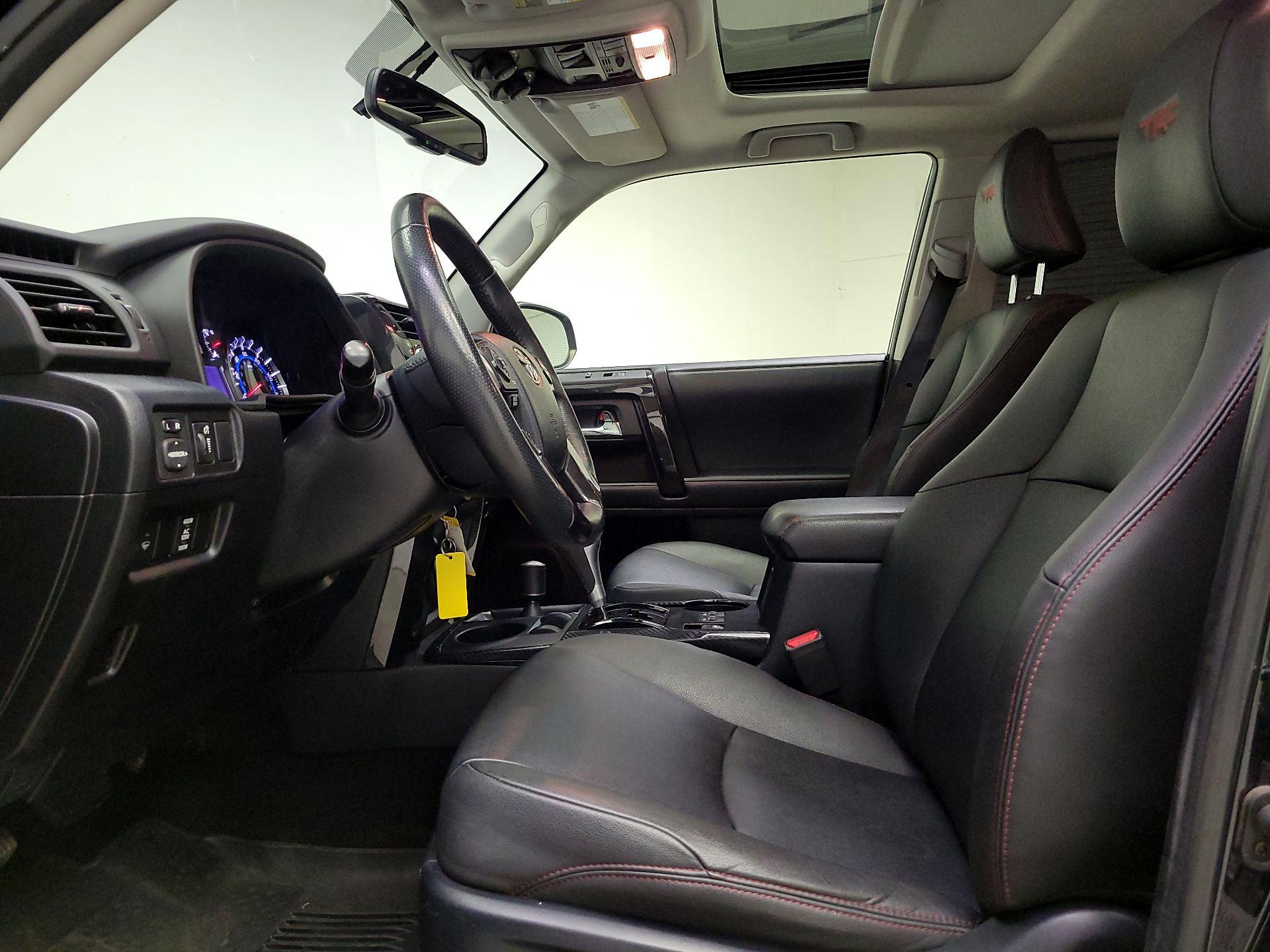 Thumbnail: 2019 Toyota 4Runner - 11