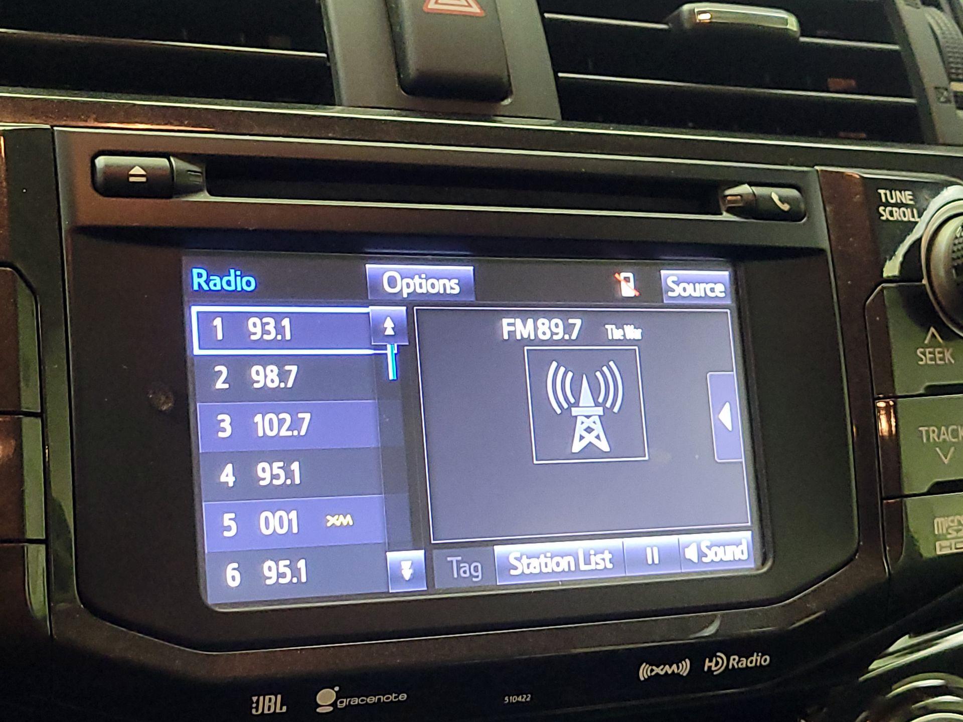 Thumbnail: 2019 Toyota 4Runner - 15