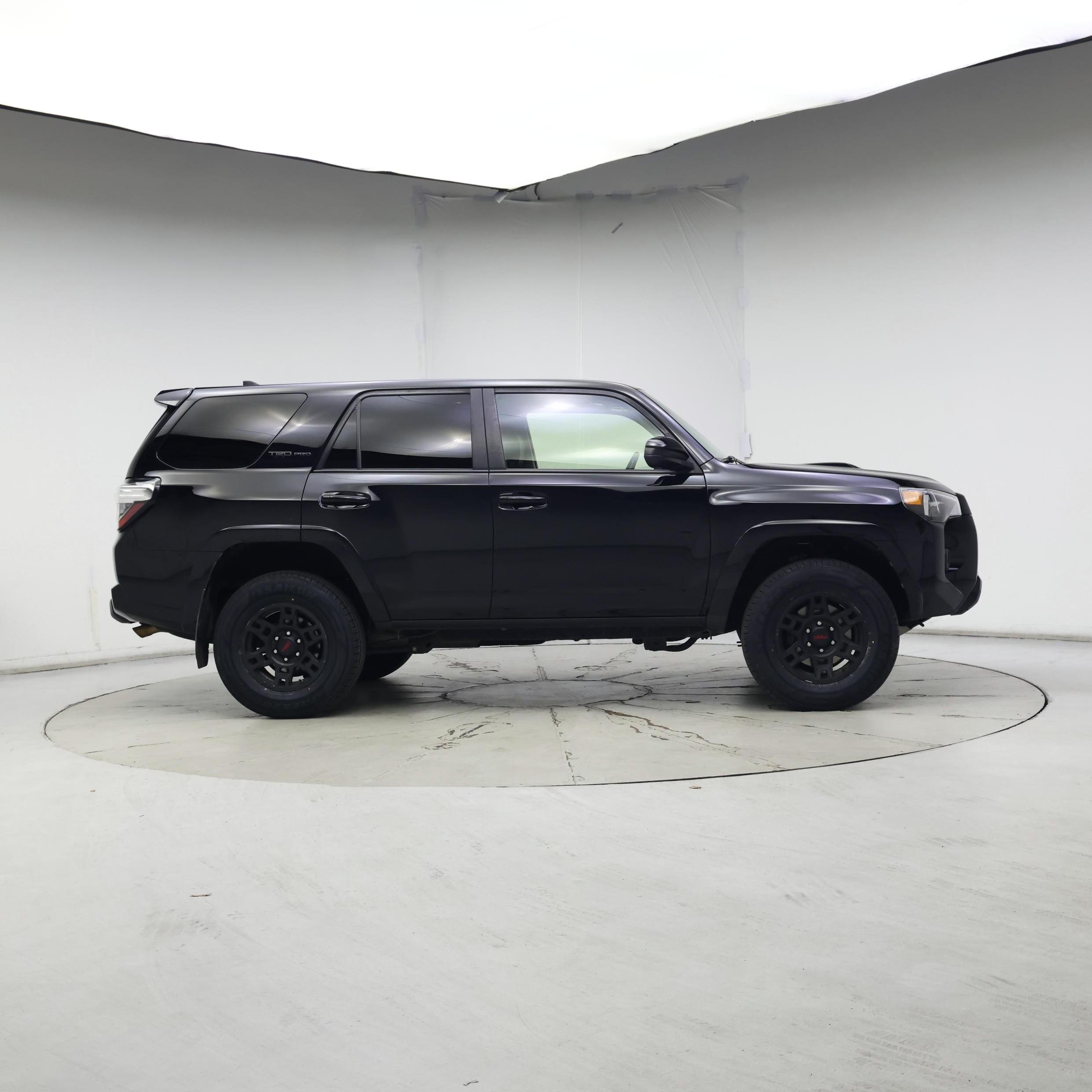Thumbnail: 2019 Toyota 4Runner - 7