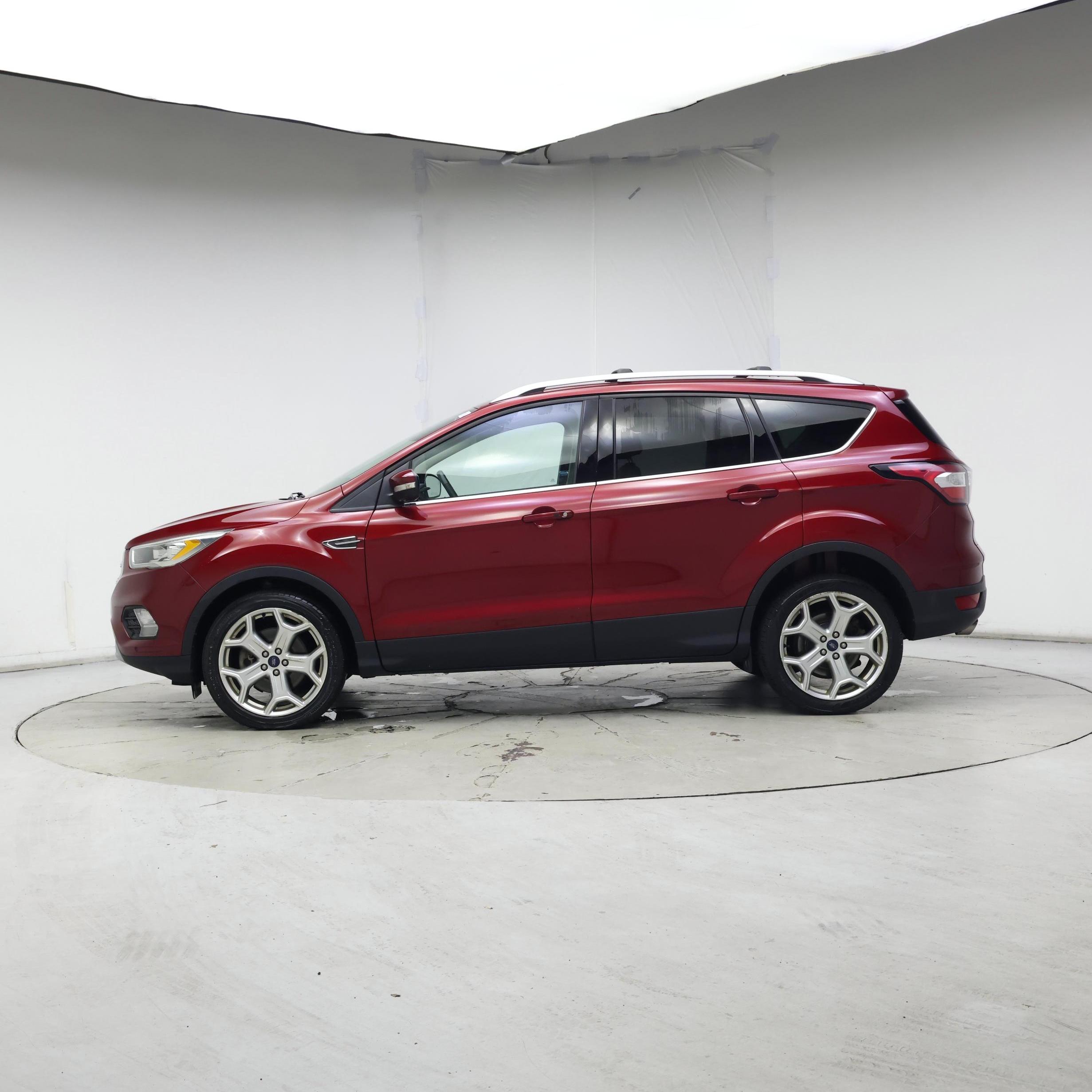 Thumbnail: 2017 Ford Escape - 3