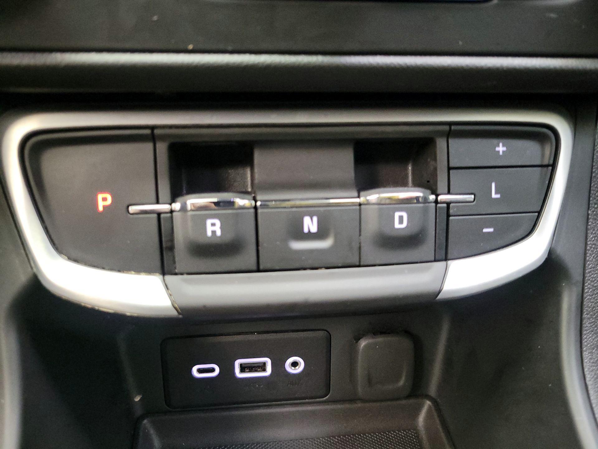 Thumbnail: 2022 GMC Terrain - 15