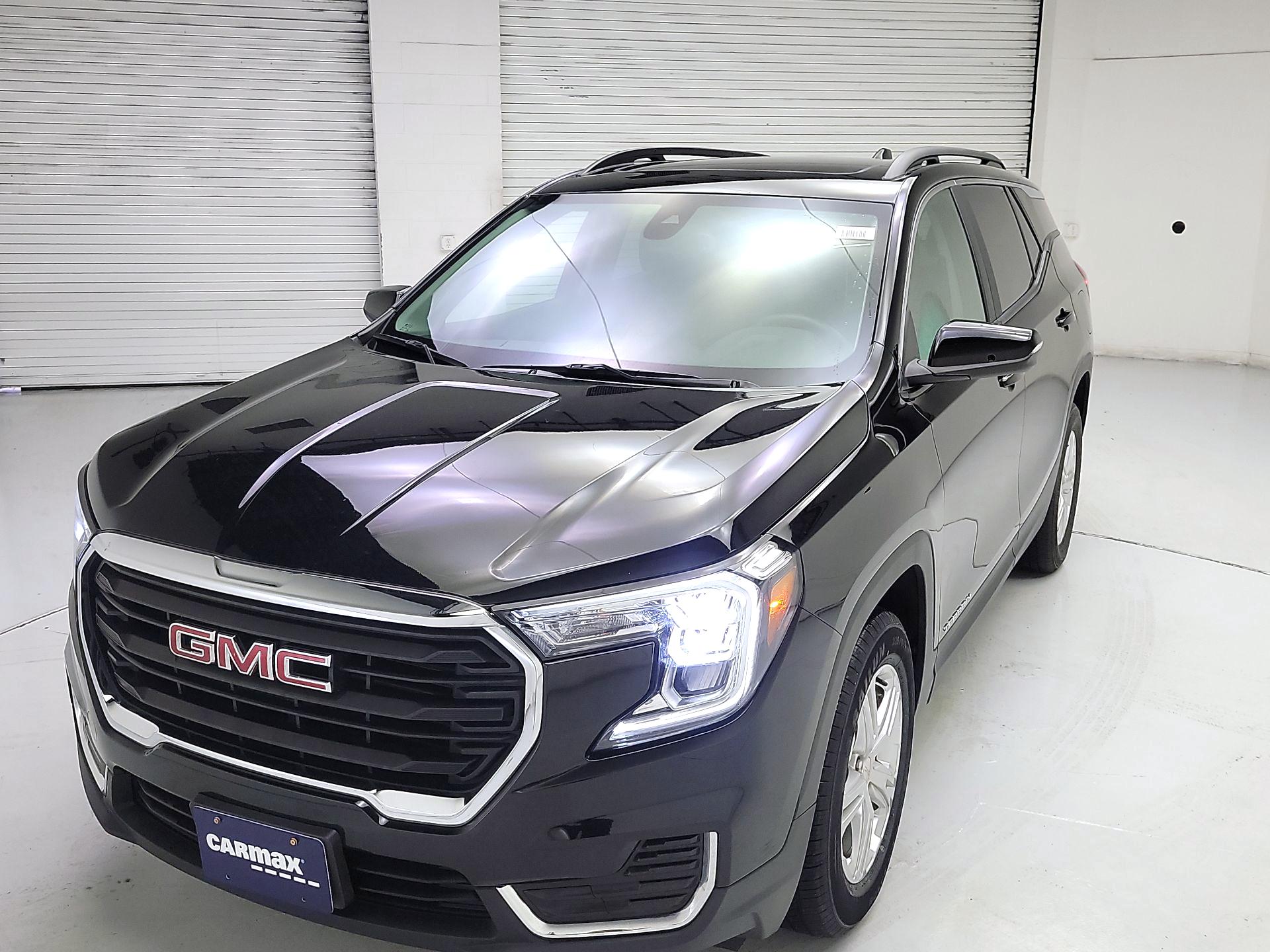 Thumbnail: 2022 GMC Terrain - 3