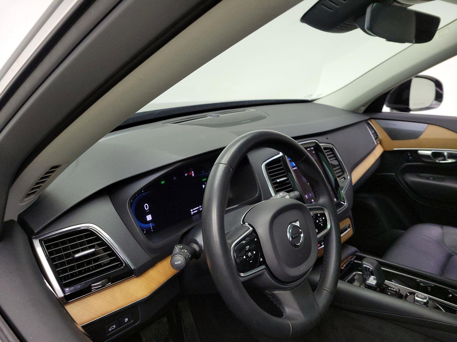 Thumbnail: 2023 Volvo XC90 - 9