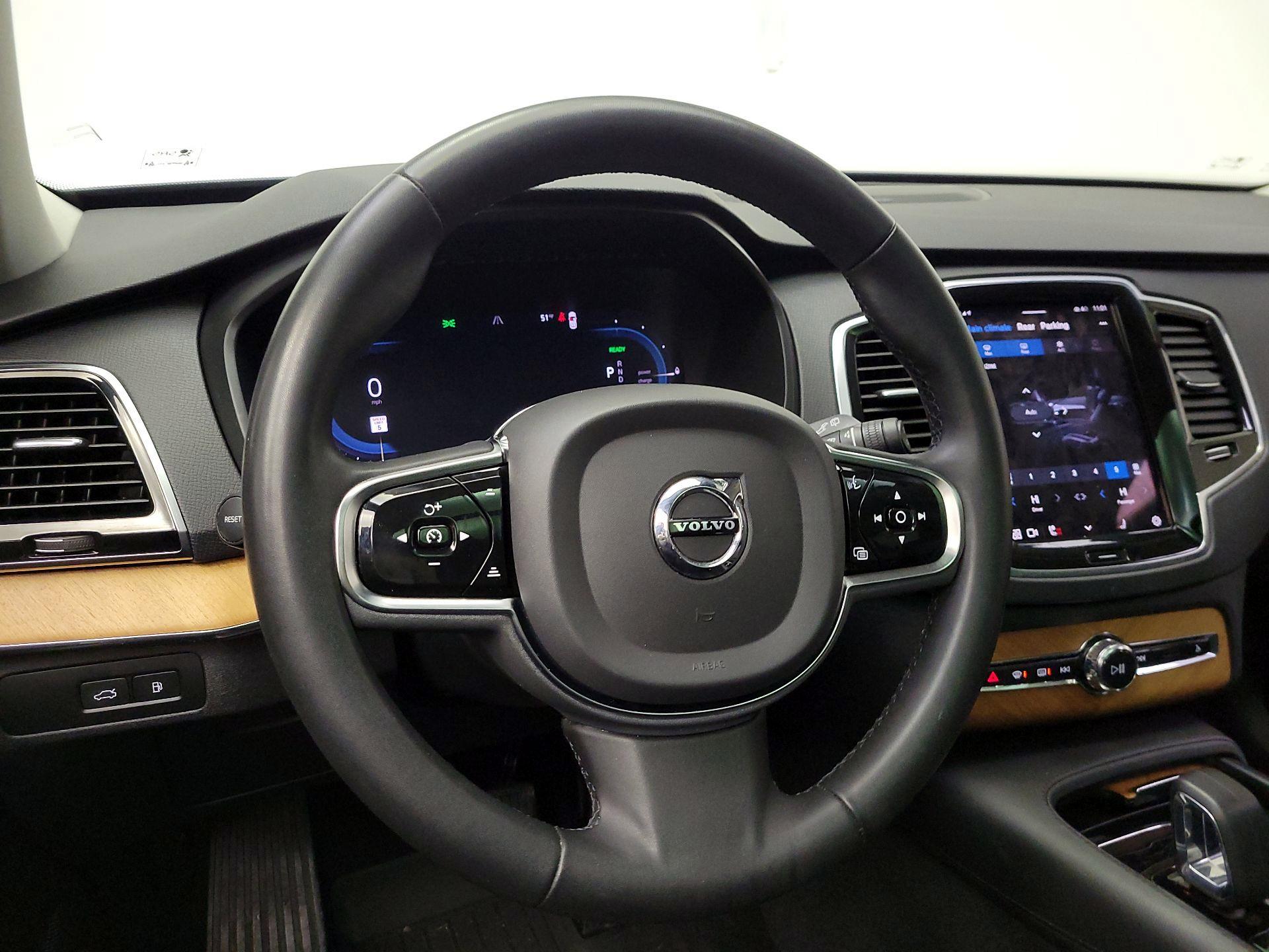 Thumbnail: 2023 Volvo XC90 - 10