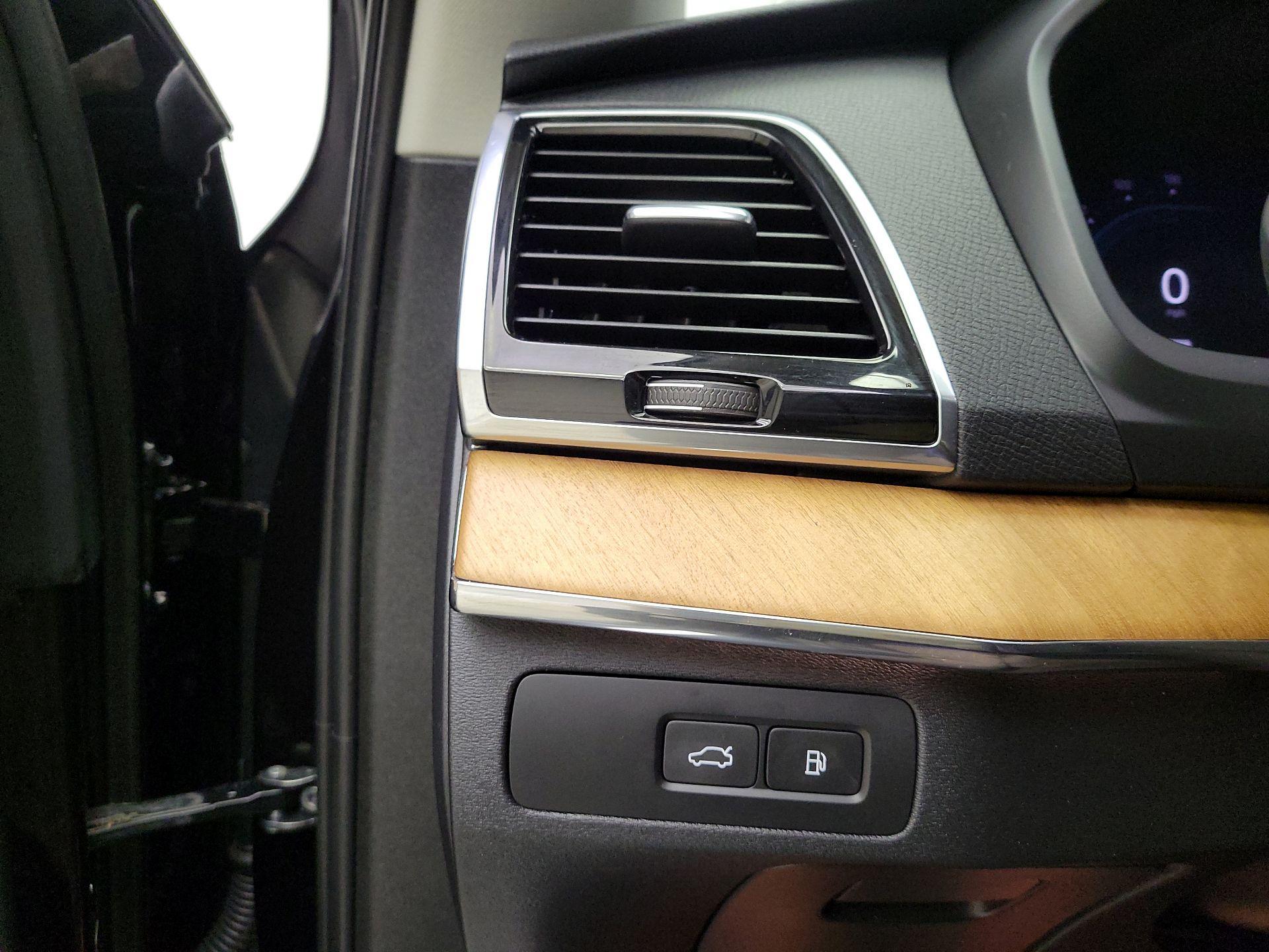 Thumbnail: 2023 Volvo XC90 - 13