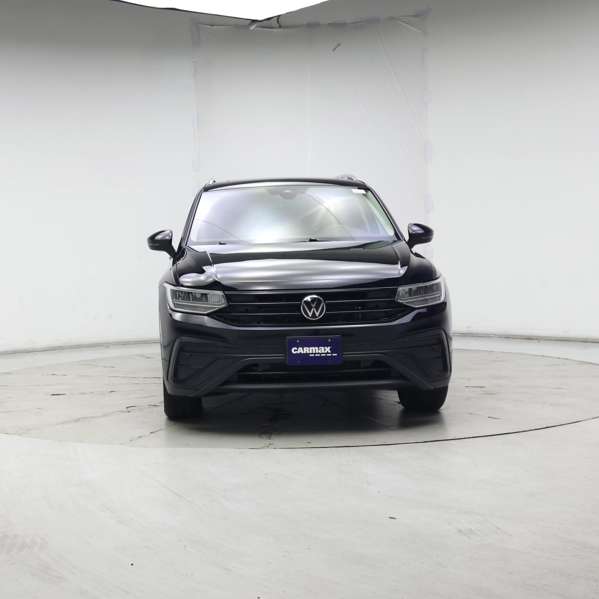 Thumbnail: 2022 Volkswagen Tiguan - 5