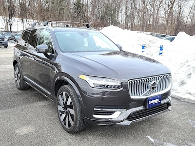 2023 Volvo XC90 Recharge T8 Ultimate Bright Theme