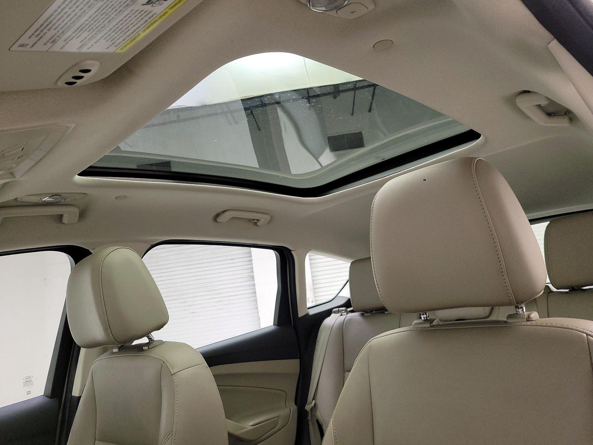 Thumbnail: 2014 Ford C-Max - 19