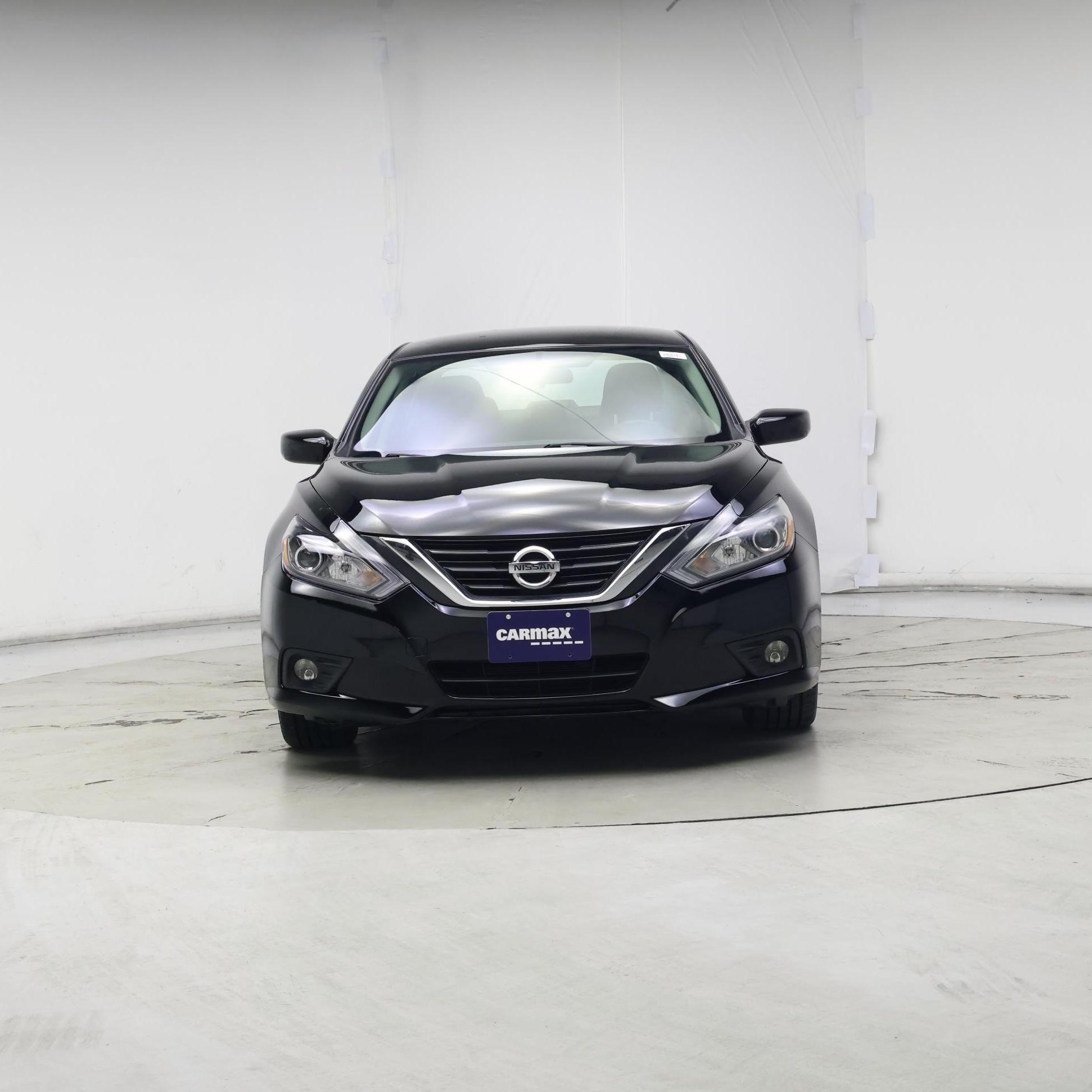 Thumbnail: 2018 Nissan Altima - 5