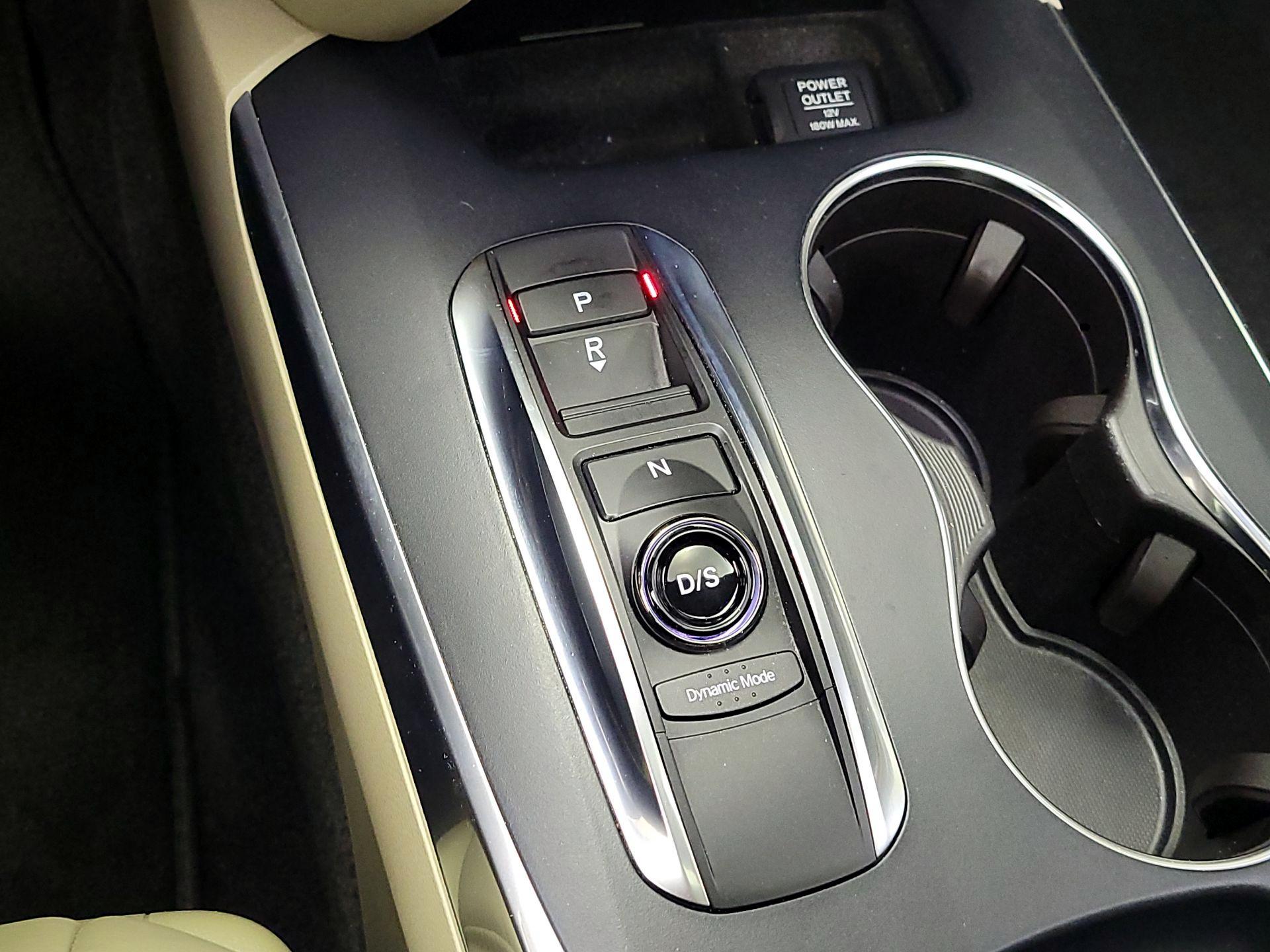 Thumbnail: 2018 Acura MDX - 18