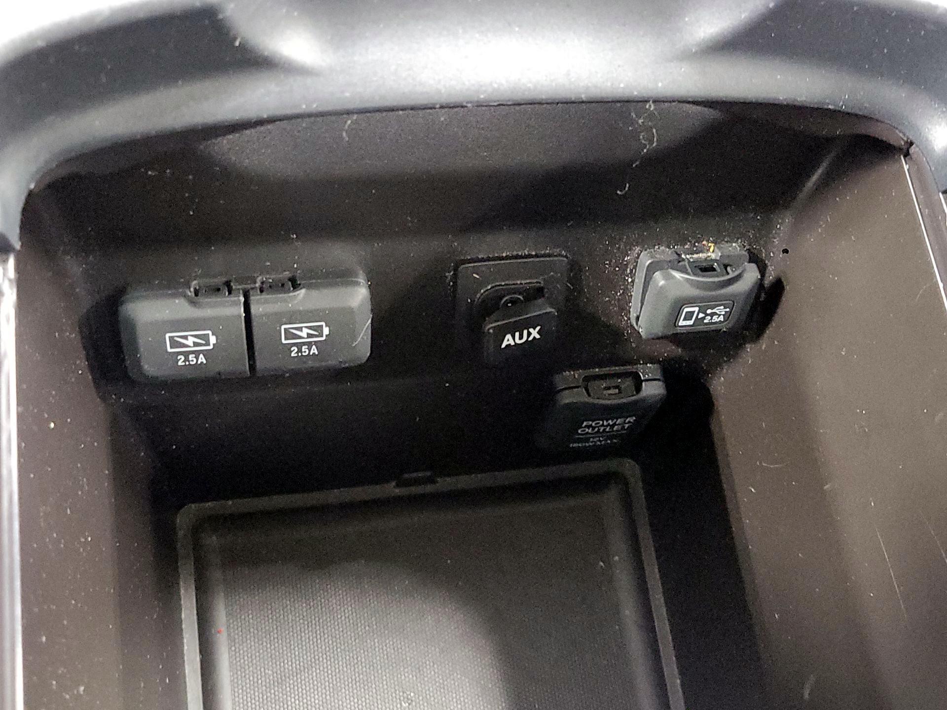 Thumbnail: 2018 Acura MDX - 19