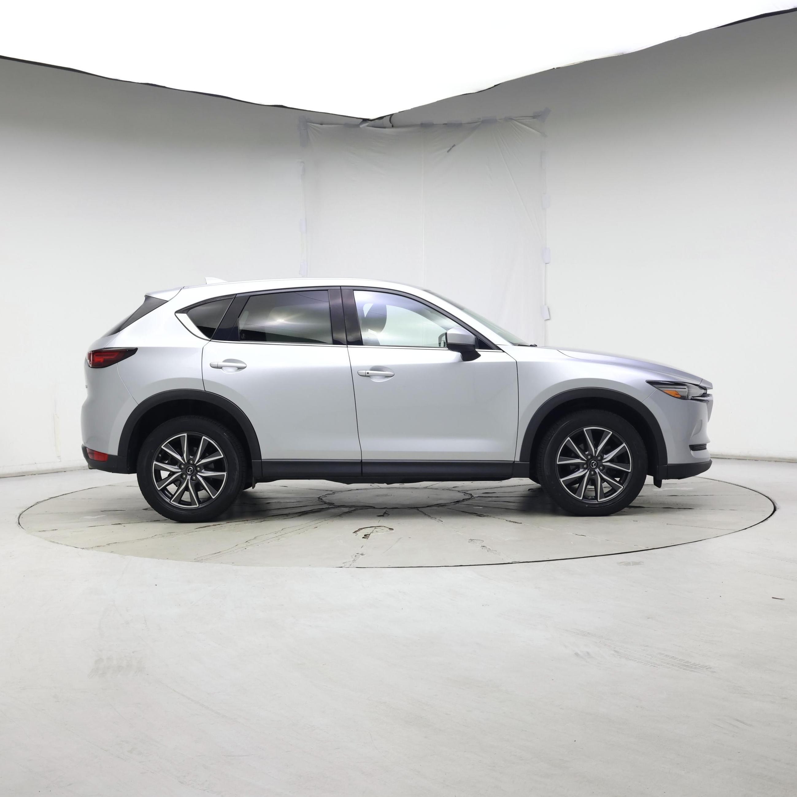 Thumbnail: 2017 Mazda CX-5 - 7