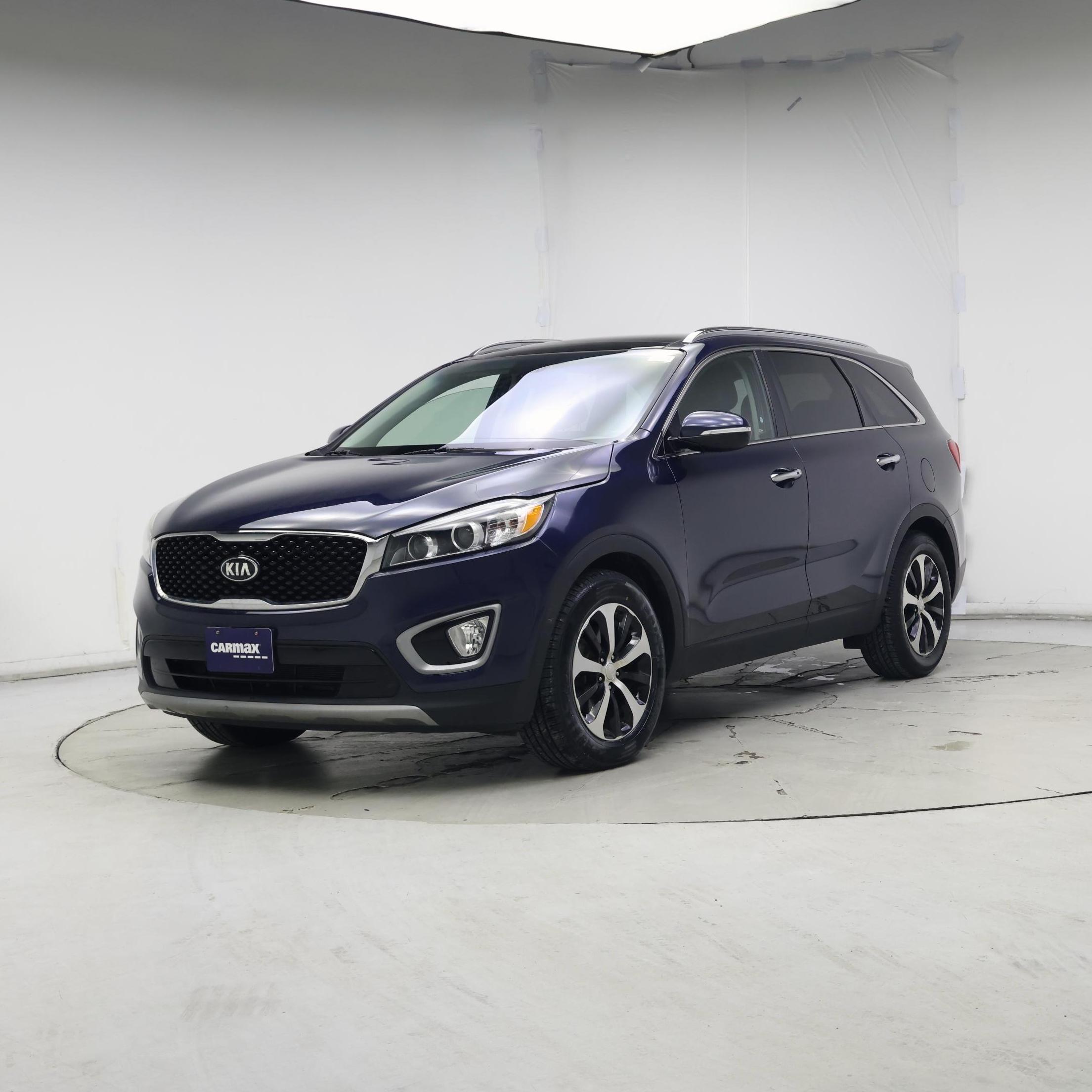 Thumbnail: 2016 Kia Sorento - 4
