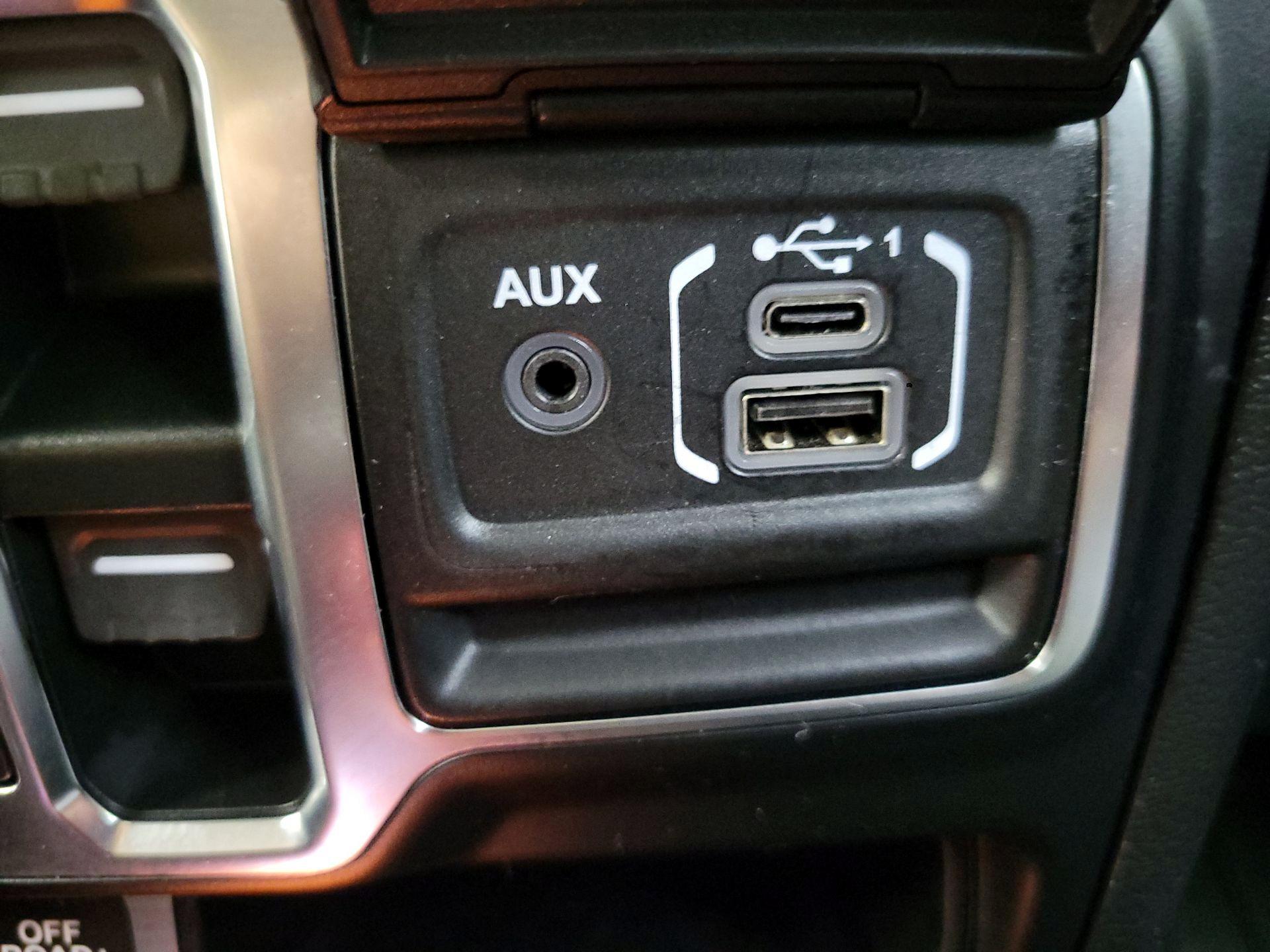 Thumbnail: 2022 Jeep Wrangler - 19