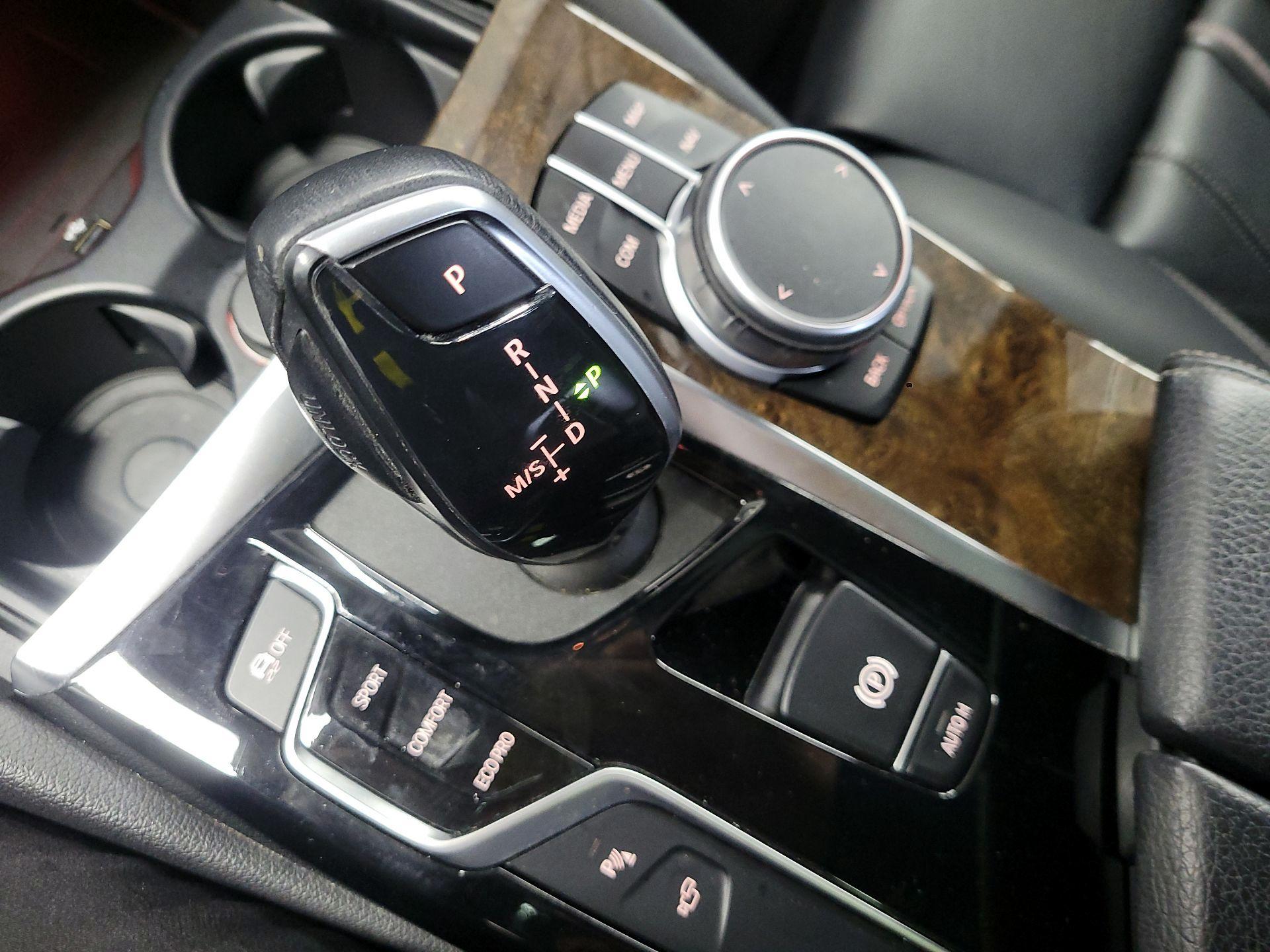 Thumbnail: 2020 BMW 5 Series - 18