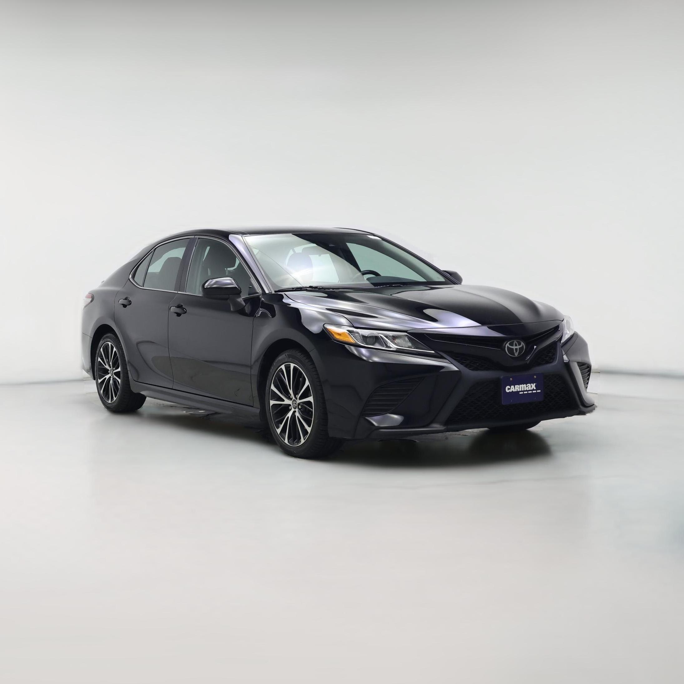 Thumbnail: 2019 Toyota Camry - 1